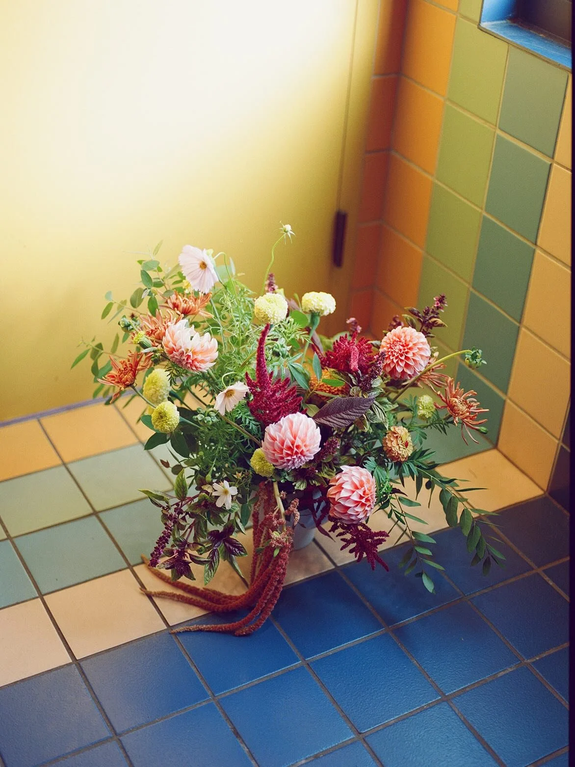 I&rsquo;m just a dahlia dealer. Here to get you hooked on the most beautiful dahlias from @littlepondfarm ✨

Valentine&rsquo;s bouquets available at the link in bio or on my website 💘

Photography @katelynrose_photos 
Couple @nhixoxo @frankyswanky 
