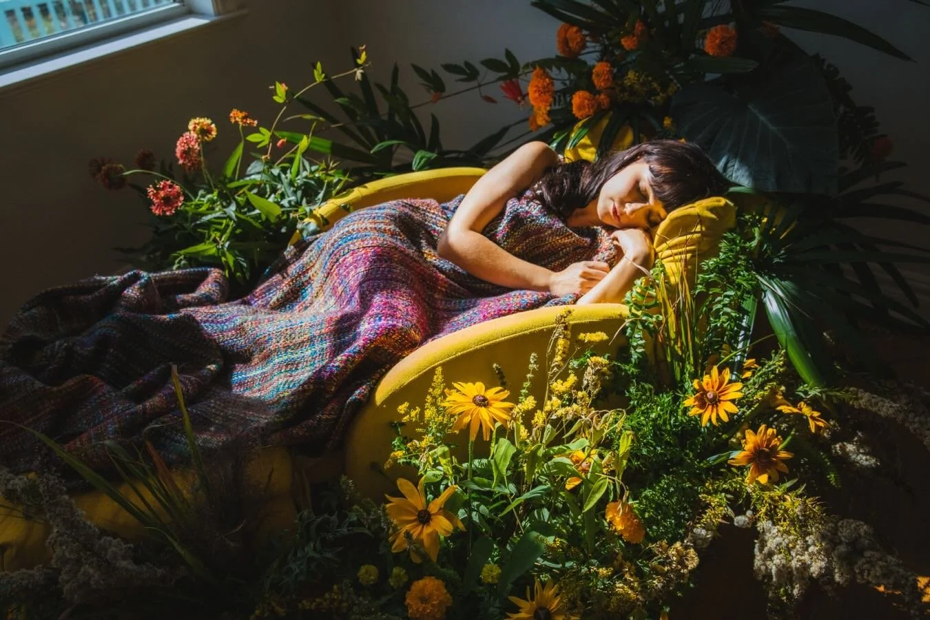 Please come rest among my flowers 🌸 😌@blue_house_florals will be creating a public floral installation meditation on rest, productivity, and the garden @bonnetspringspark 

🌼 Bloom Fest returns to @bonnetspringspark for its second year&mdash;April