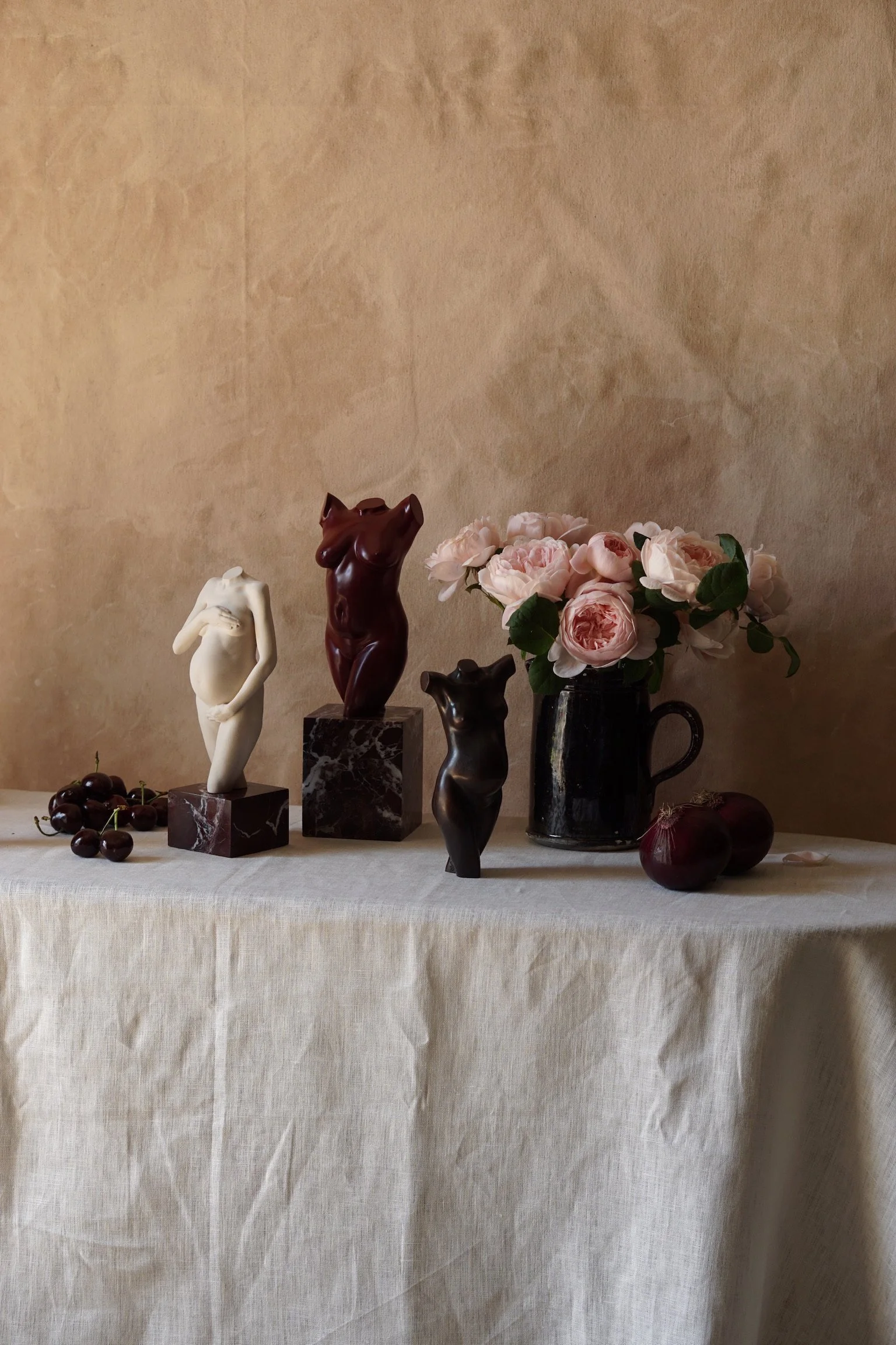  Global - Studio Bust Gift Voucher  
Perhaps your loved one has hinted that they’d like a Bust to celebrate their pregnancy, you're looking for the perfect gift to buy for a friend’s milestone birthday or you need something for the person who has eve