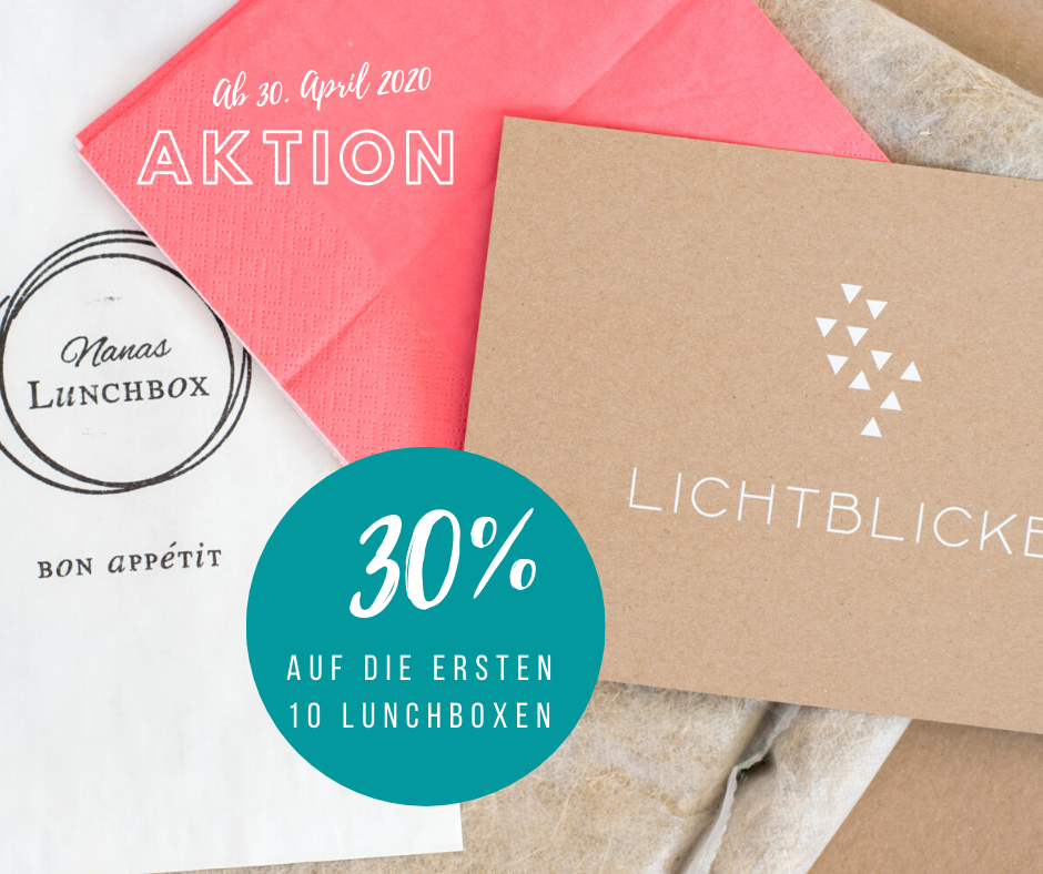 Ein Flyer wirbt ab dem 30. April 2020 für eine Aktion mit 30% Rabatt auf die ersten 10 Lunchboxen. Der Flyer zeigt verschiedene Papeterie- und Verpackungsprodukte, darunter eine pinkfarbene Serviette, eine braune Lunchbox, eine weiße Papiertüte mit S