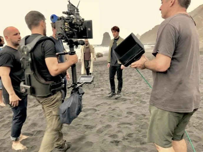 Guiding Performances: The Art of On-Set Coaching for Professional Actors