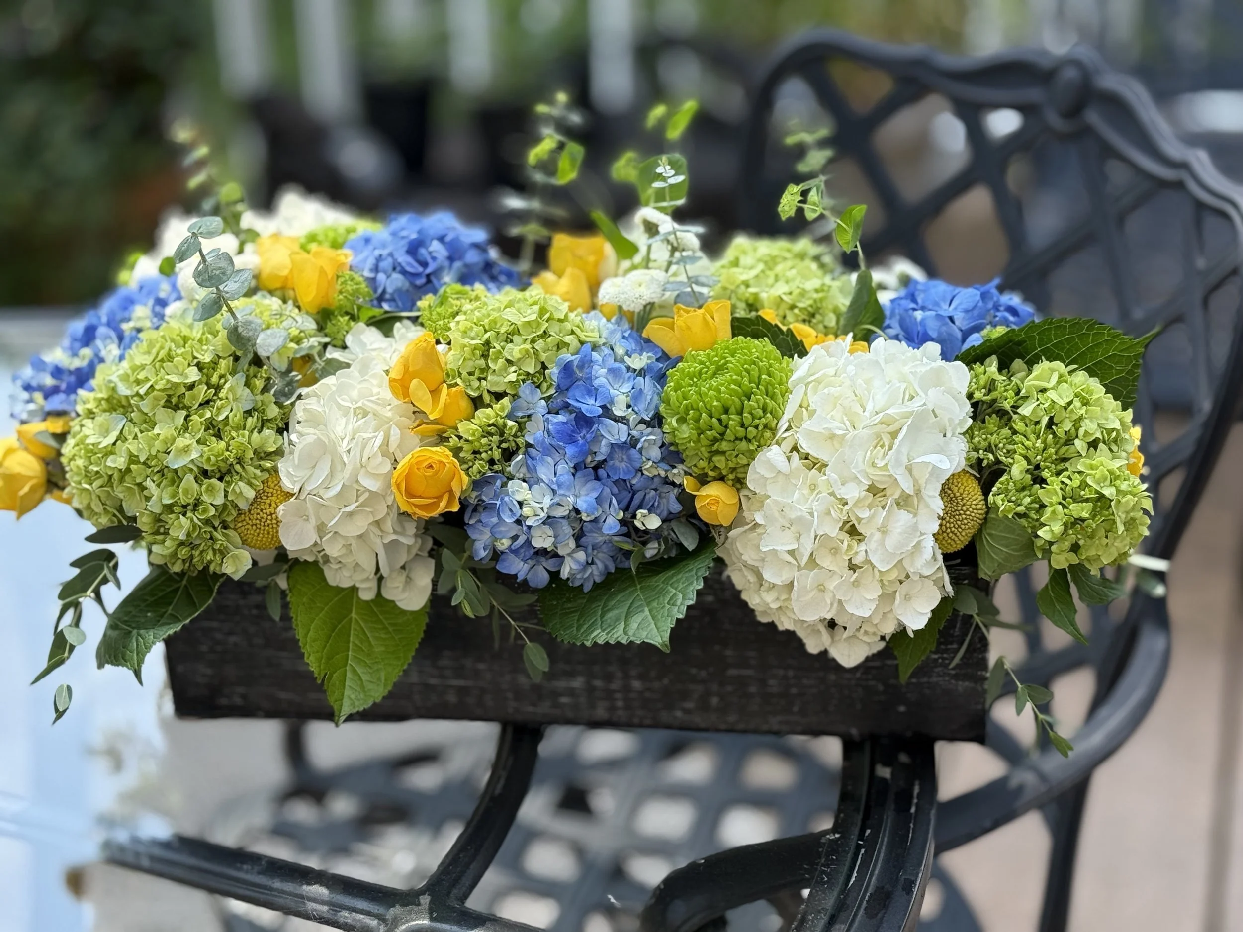 B_Floral_Events_TT_CustomArrangements_Photo Jul 24 2025, 11 29 41 AM.jpg