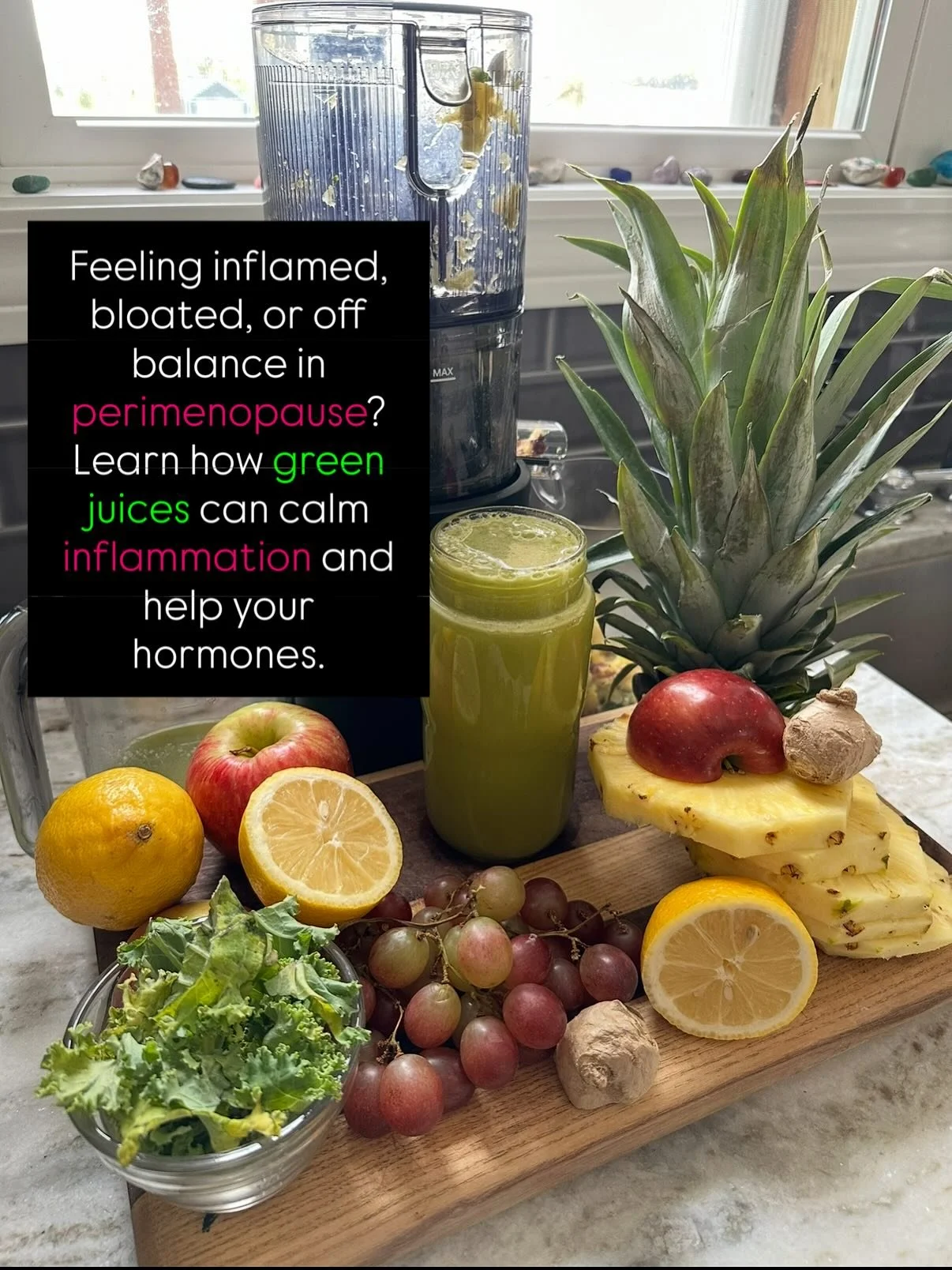 😢 Feeling bloated, puffy, or inflamed during perimenopause? 

💧 Your hormones may be calling for a little extra love &mdash; and this anti-inflammatory green juice is the perfect place to start.

🌿 Packed with kale, pineapple, ginger, apples, and 