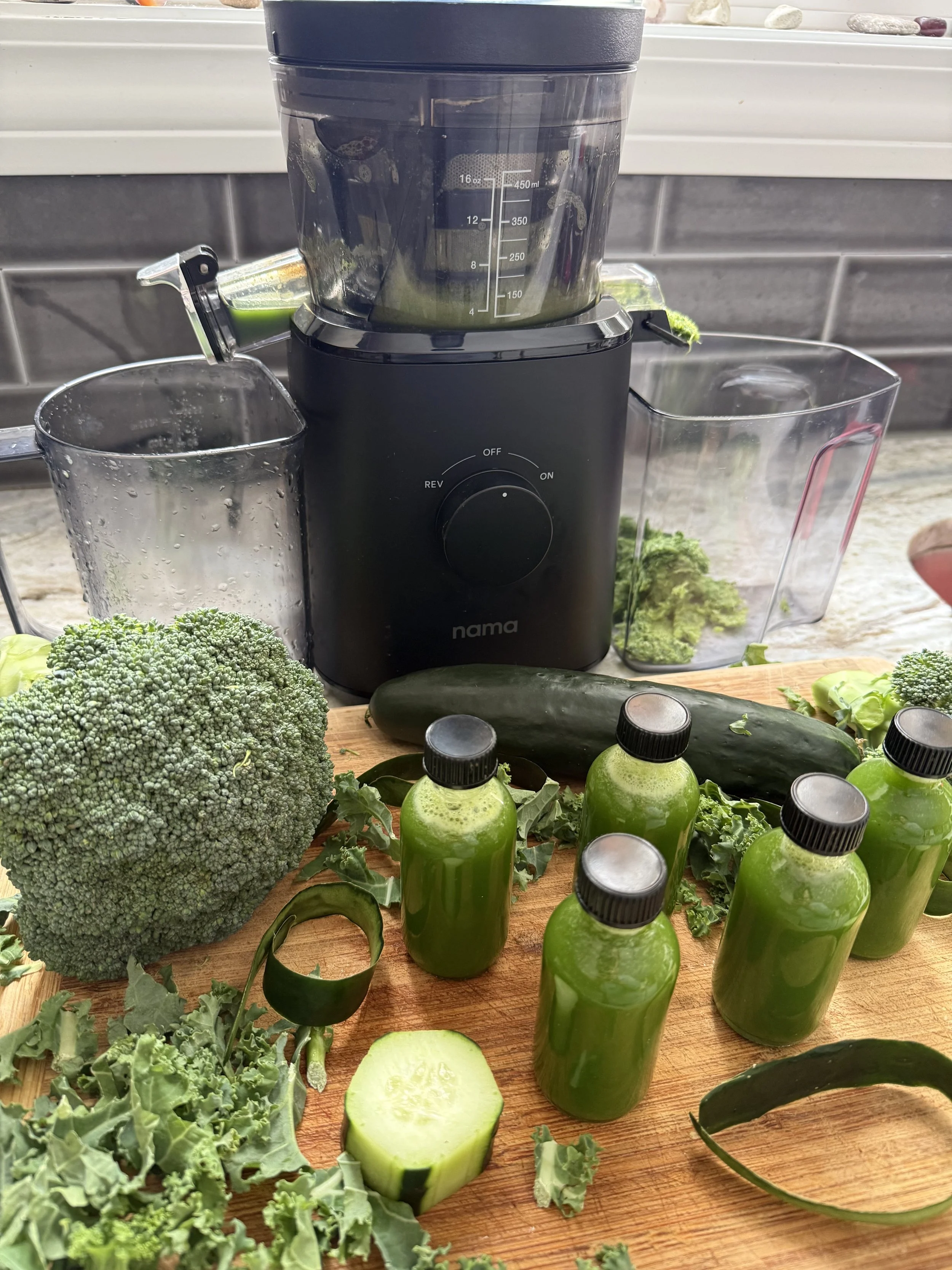 Juicing Broccoli Stems for Vitamin C in Perimenopause: The Most Underrated Nutrient Source You’re Probably Throwing Away