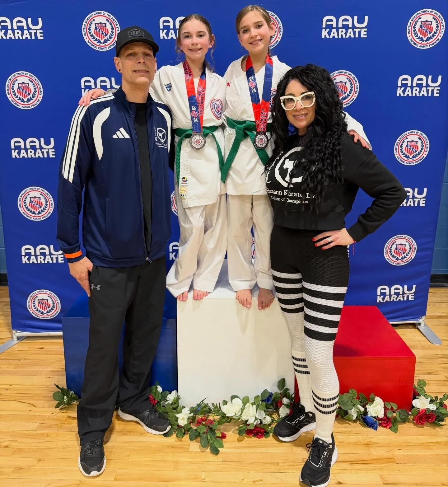 Both of my daughters fought in the @aaukaratenationalprogram Central District Illinois State Championship this past weekend! Both of them placed second in their divisions bringing home silver 🥈🥈

I&rsquo;m so proud of them 🥊🥊🥊

Pro tip: being Pu