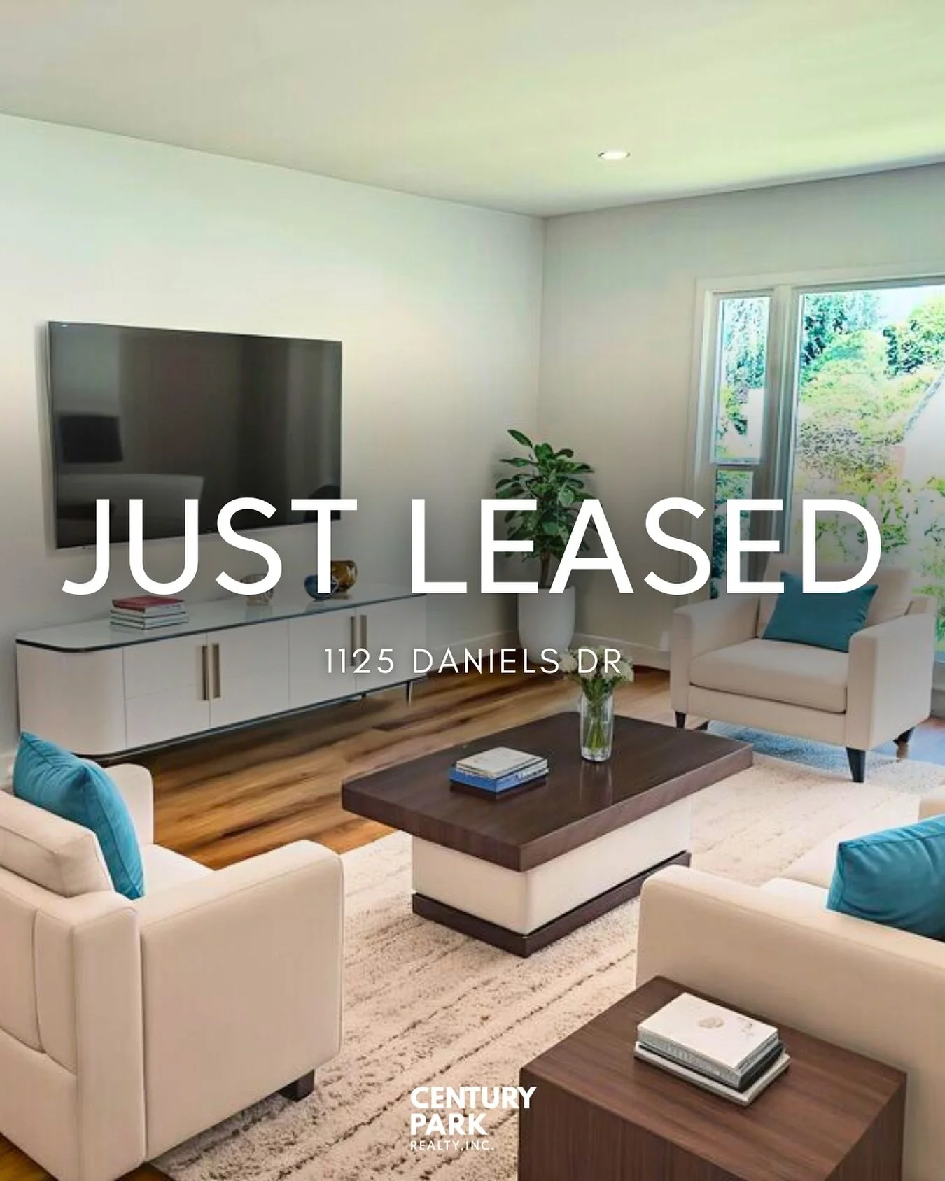 JUST LEASED!
This stunning, fully remodeled home just steps from Beverly Hills is officially off the market!

🛏️ 3 Beds
🛁 4 Baths
🏠 1,730 Sq. Ft.

✨ Down-to-the-studs remodel with high-end finishes
🍳 Brand-new chef&rsquo;s kitchen with Thermador 