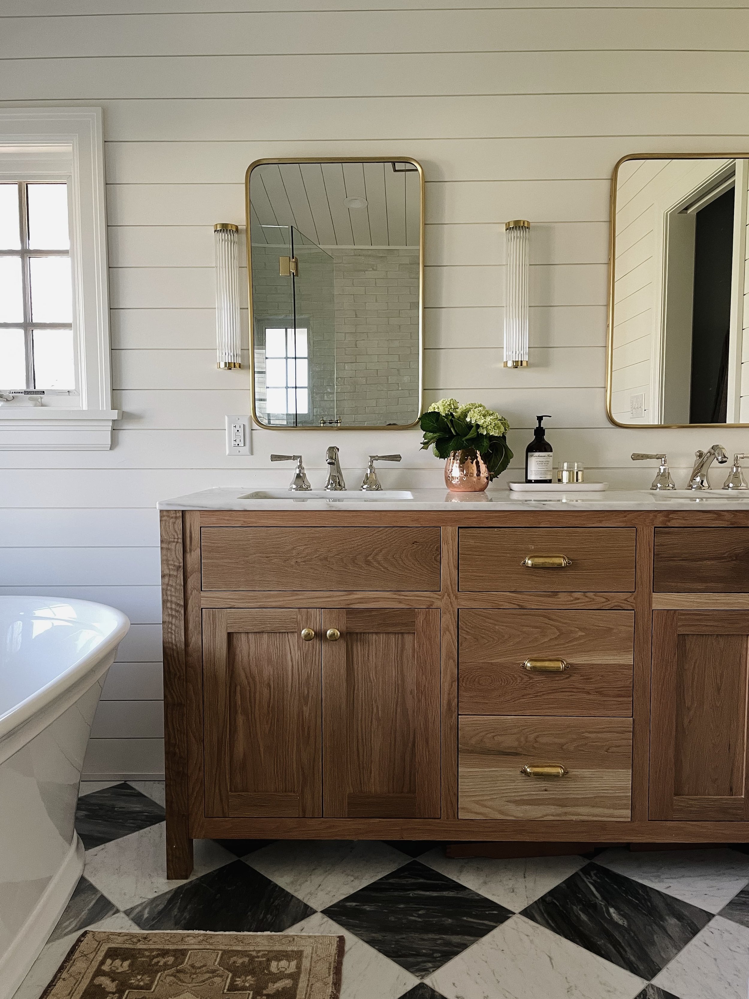 Work It: Classic Black & White Checkered Kitchen Floors Looking