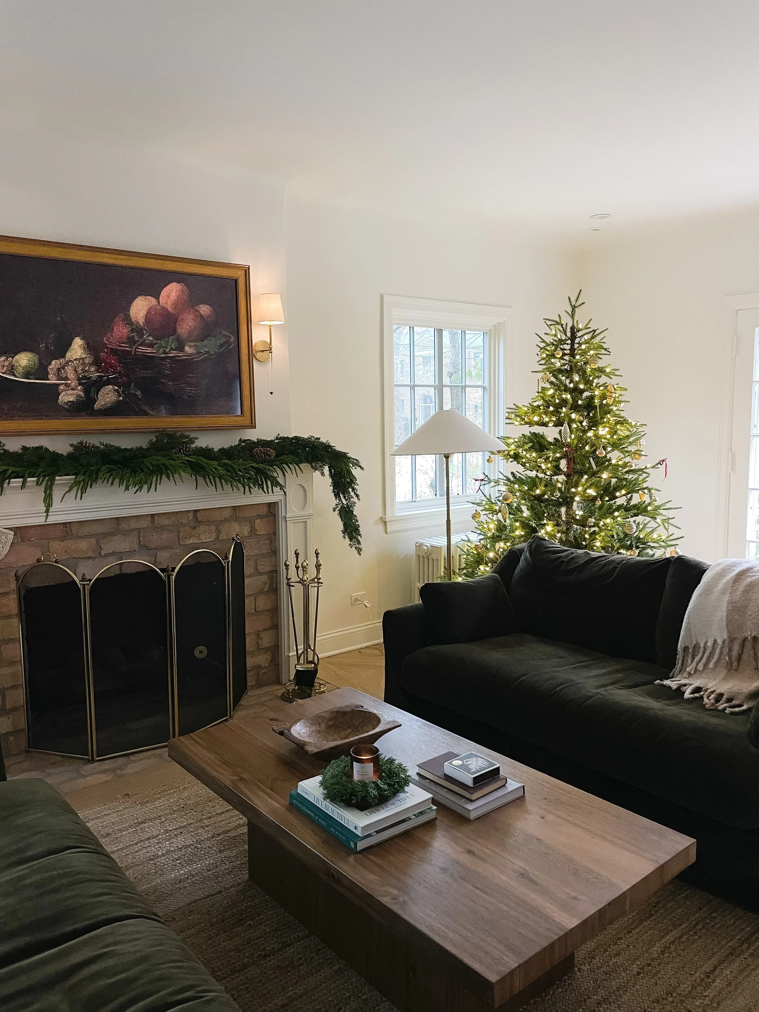 Our Holiday Home Tour 2022 | We're the Whites