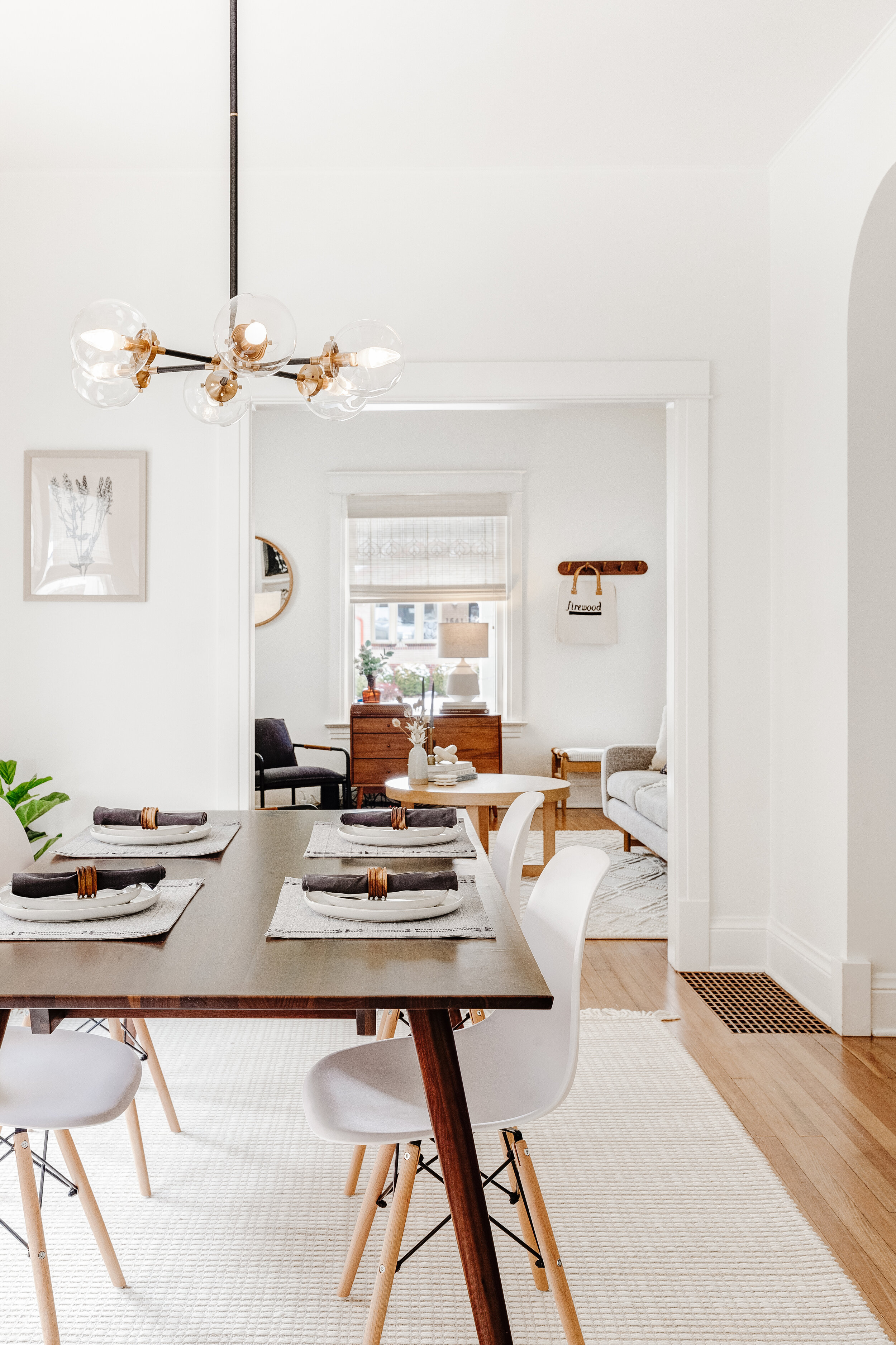 kyliefitts_staging_1636monroestreet_13.jpg