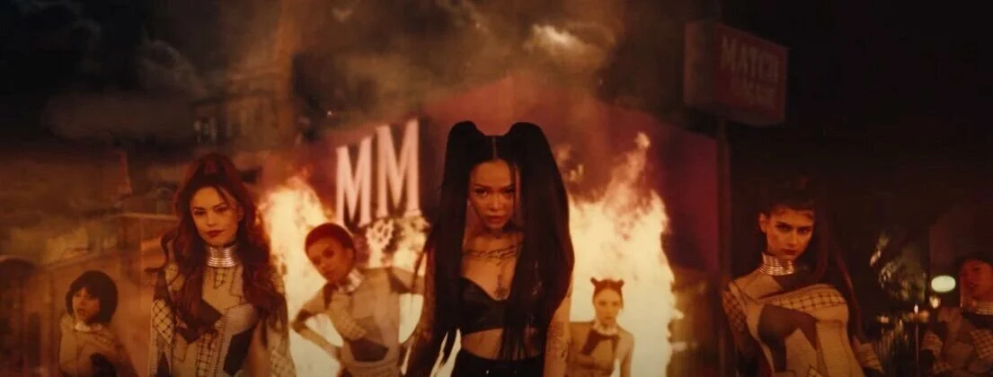 Bella Poarch "Build a Bitch" - Wardrobe Assistant