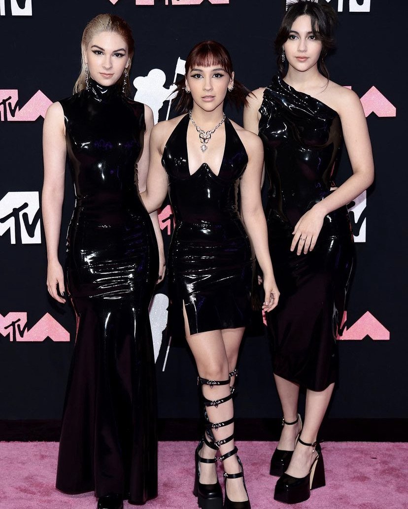 The Warning VMA's - STYLIST