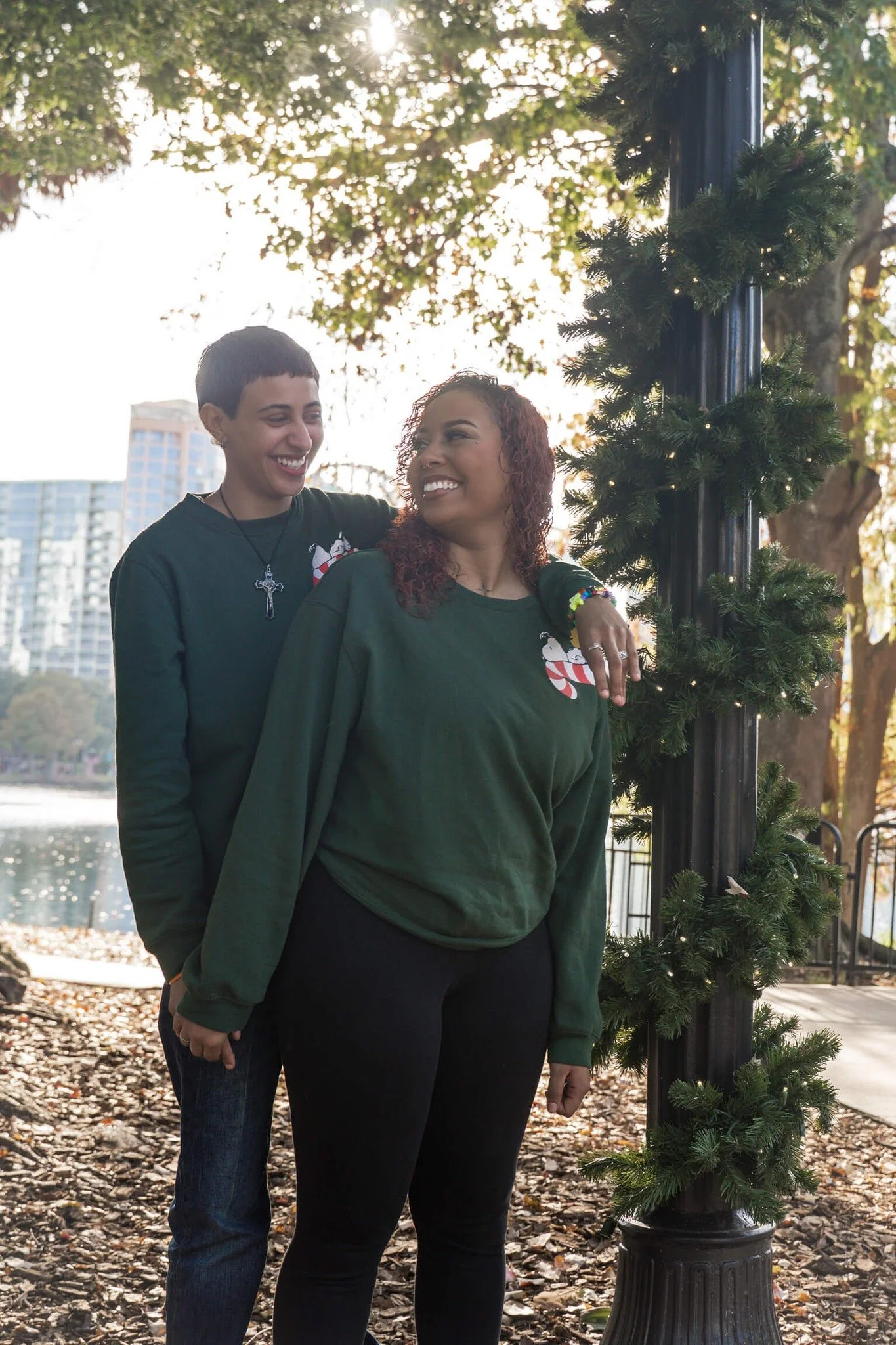 Tianna and Tati are originally from New York City but have been soaking up Florida winters for a couple of years now. We met at Lake Eola Park for a session that felt relaxed, easy, and full of the kind of ease that comes from knowing exactly where y