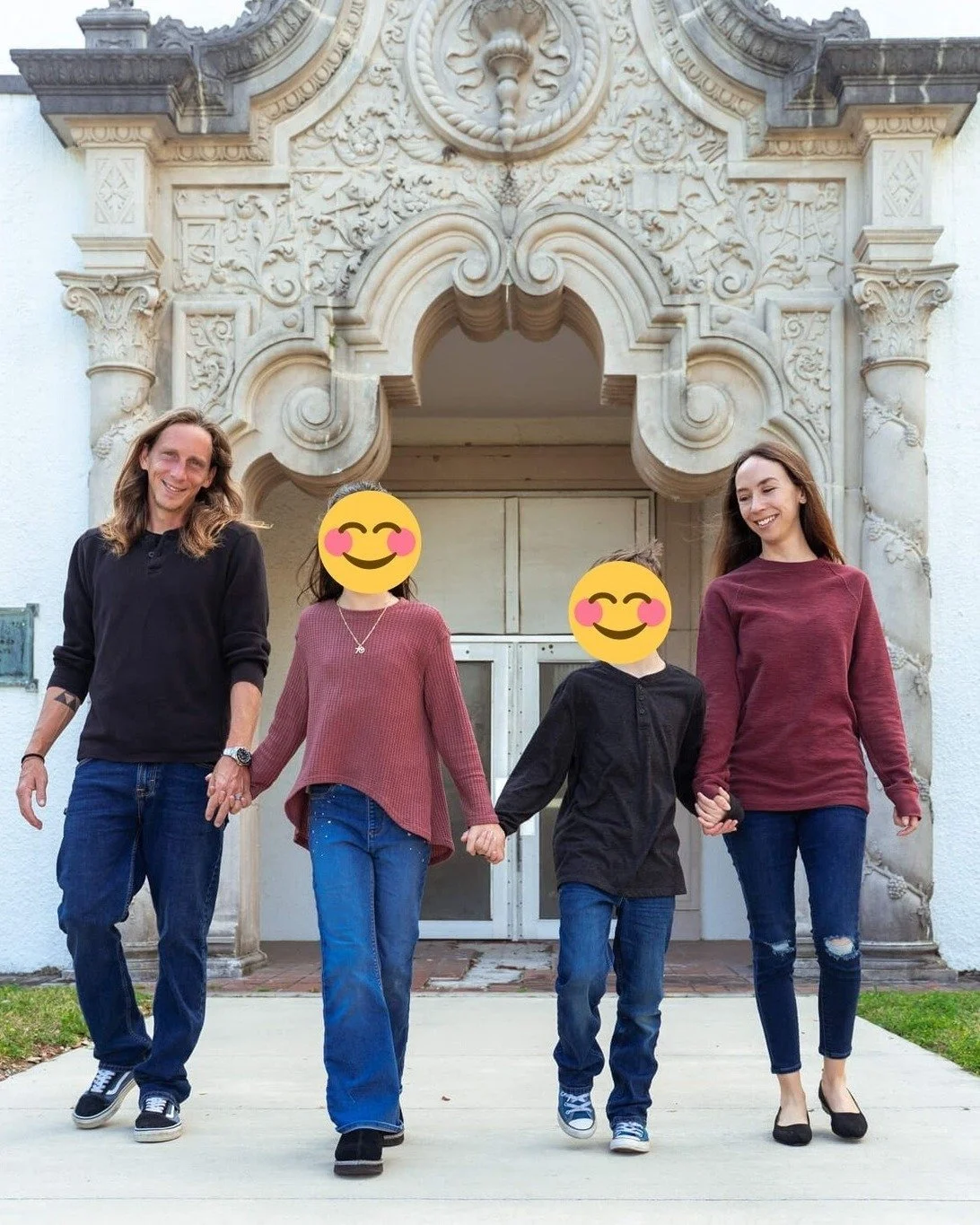A few more favorites from the Murphy family&rsquo;s session at Hope Haven.

One of the things I love most about photographing families is capturing the moments that feel real &mdash; the laughter, the teasing, the little interactions that show how pe
