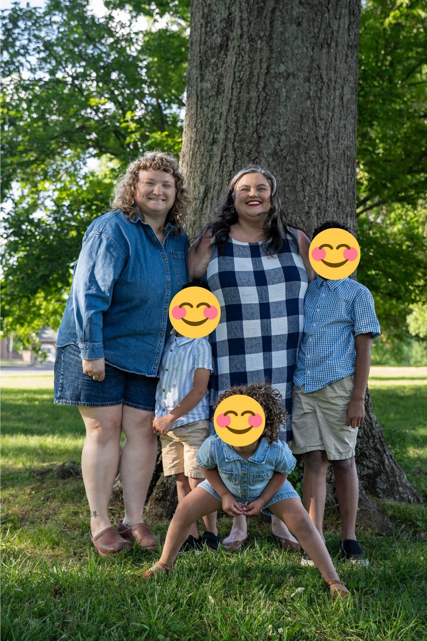 Budesa Family 2/2
So much warmth in this family 🤍
Nashville, TN
#LoveMakesAFamily #FamilyMoments #TimBarrickPhotography