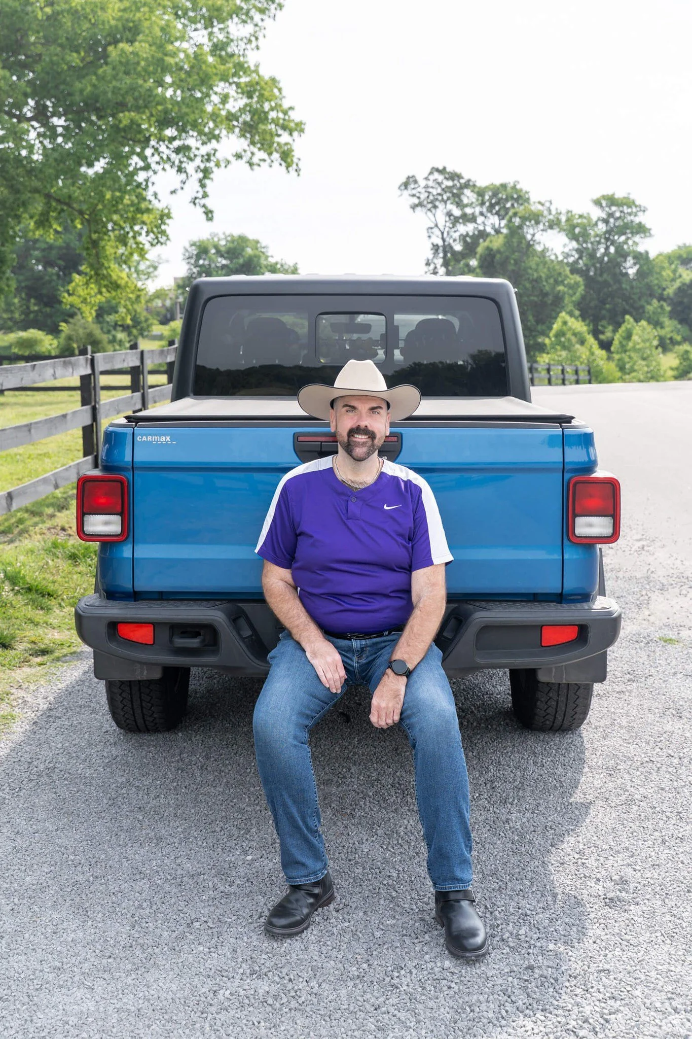 Tony 1/2 🚙
A portrait session with plenty of horsepower.
Nashville, TN
#PortraitPhotography #JeepLife #TimBarrickPhotography