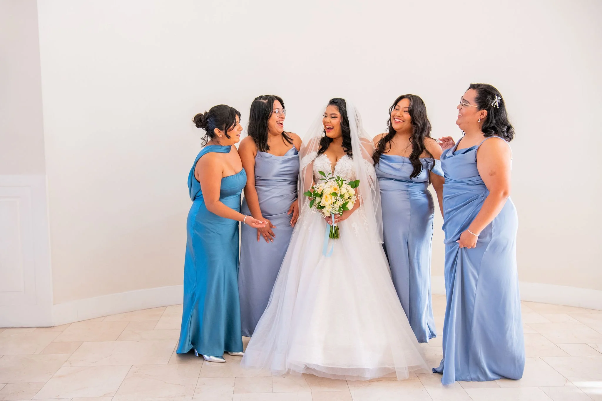 Colby-Falls_Wedgewood-Weddings_Gilbert-Arizona-Wedding-Photographer_Bridesmaid-Poses.jpg
