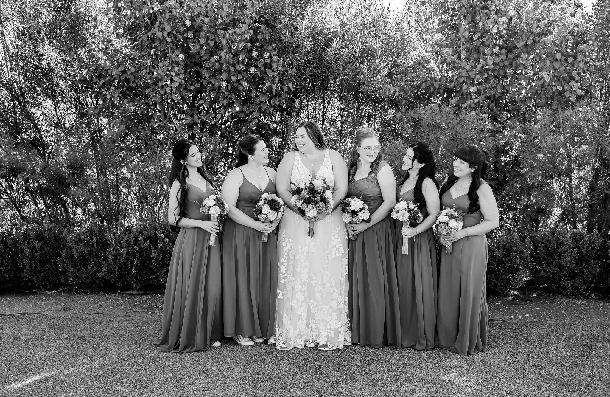Queen-Creek_Schnepf-Farms_Winter_Wedding-Arizona_Bridesmaid-Poses_Wedding-Photography.jpg