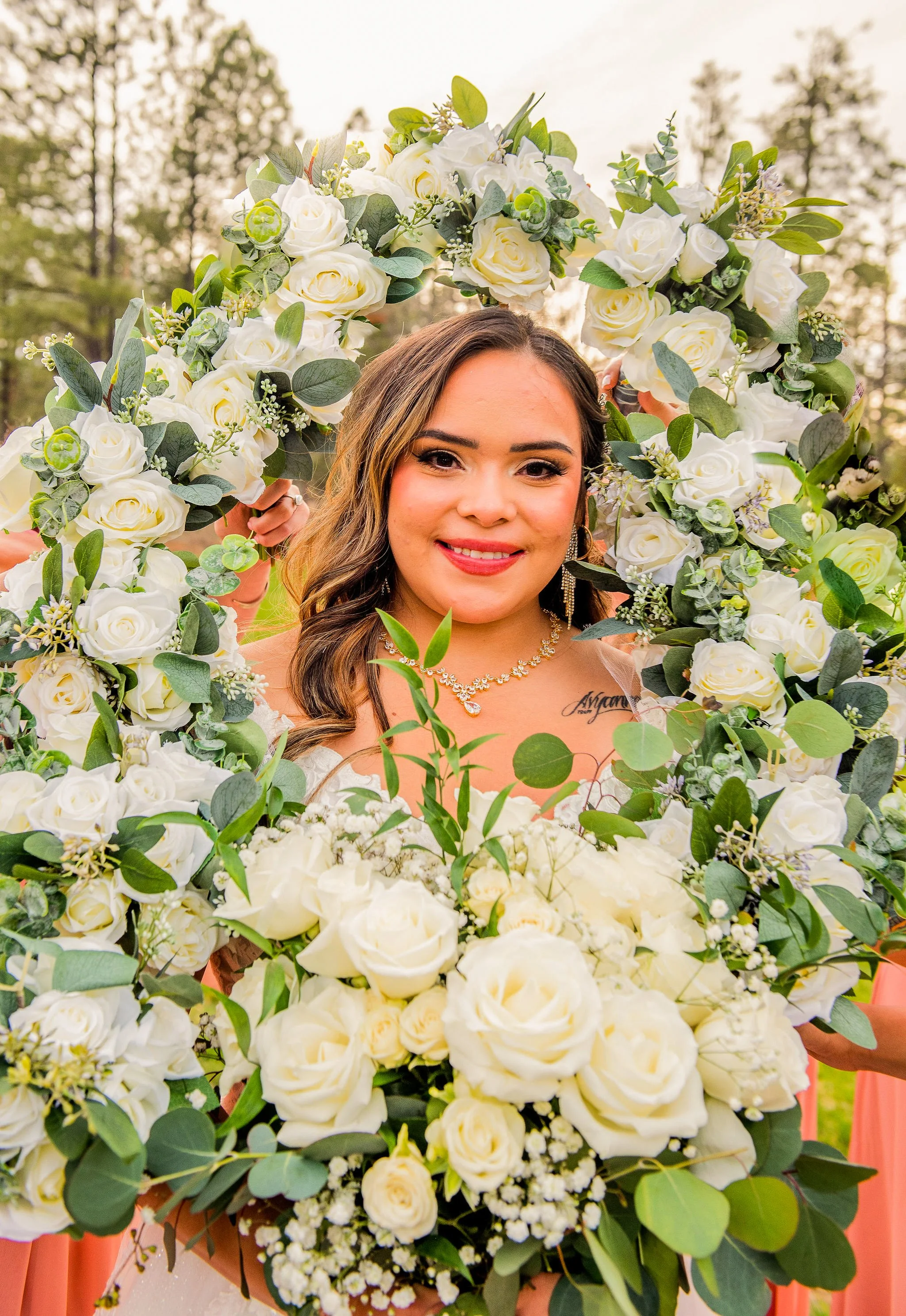 Grace-and-Ivory_Pinetop-Lakeside-Arizona_Bridesmaid-Poses_Wedding-Photographer.jpg