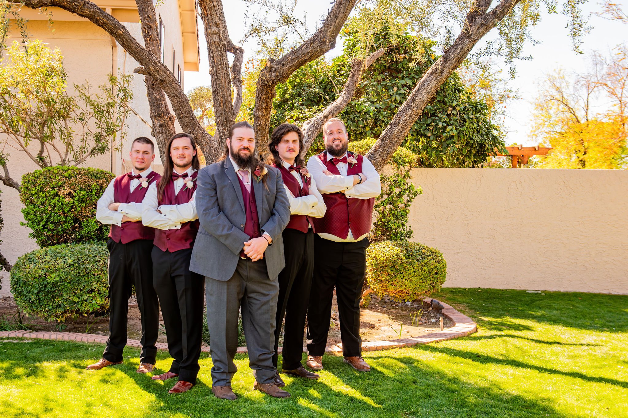 Backyard-Wedding_Phoenix-Peoria-Glendale-Arizona_Wedding-Photographer_Groomsmen-Poses.jpg