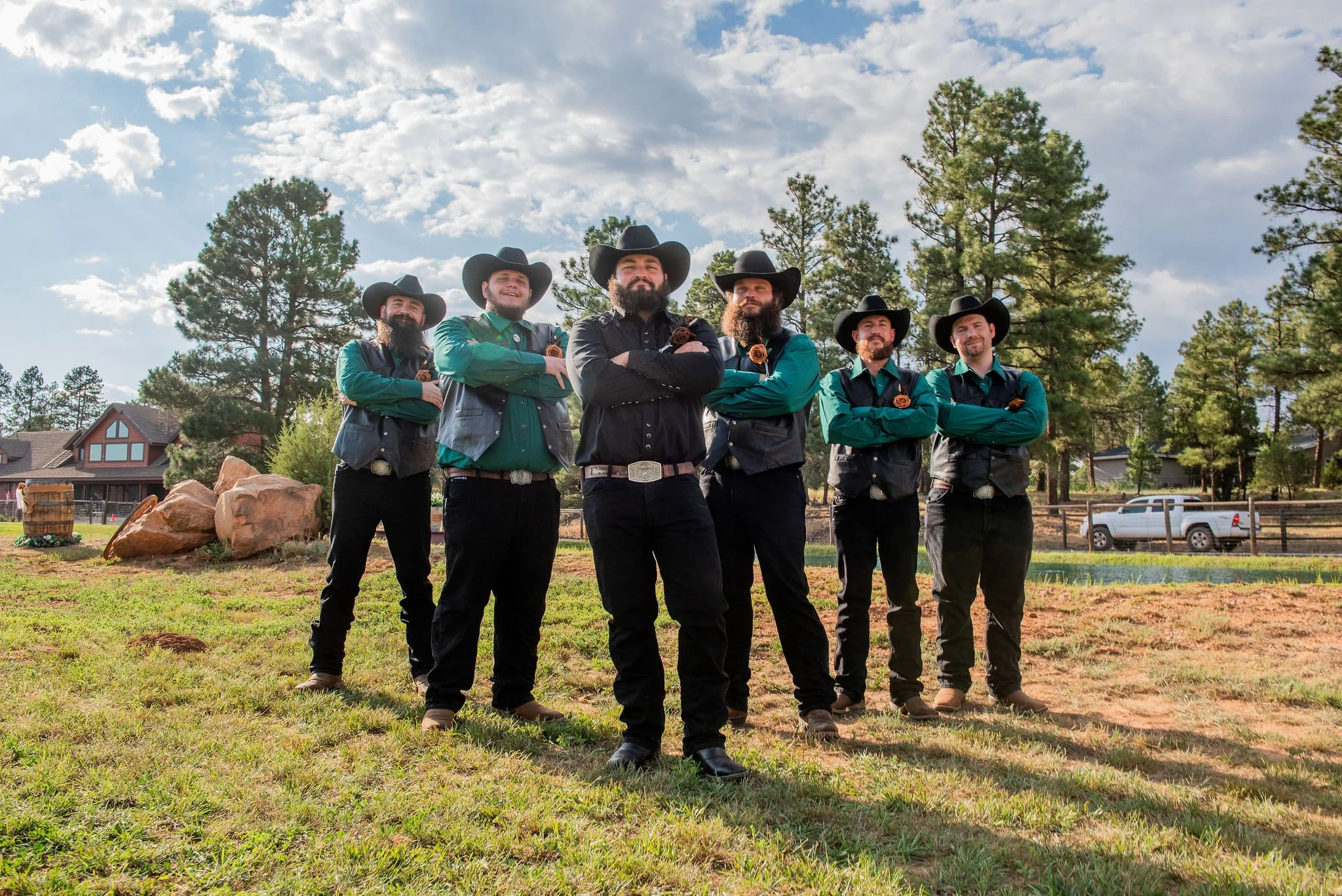 Backyard-Western-Wedding_Pinetop-Lakeside-Arizona_Wedding-Photographer_Groomsmen-Poses.jpg