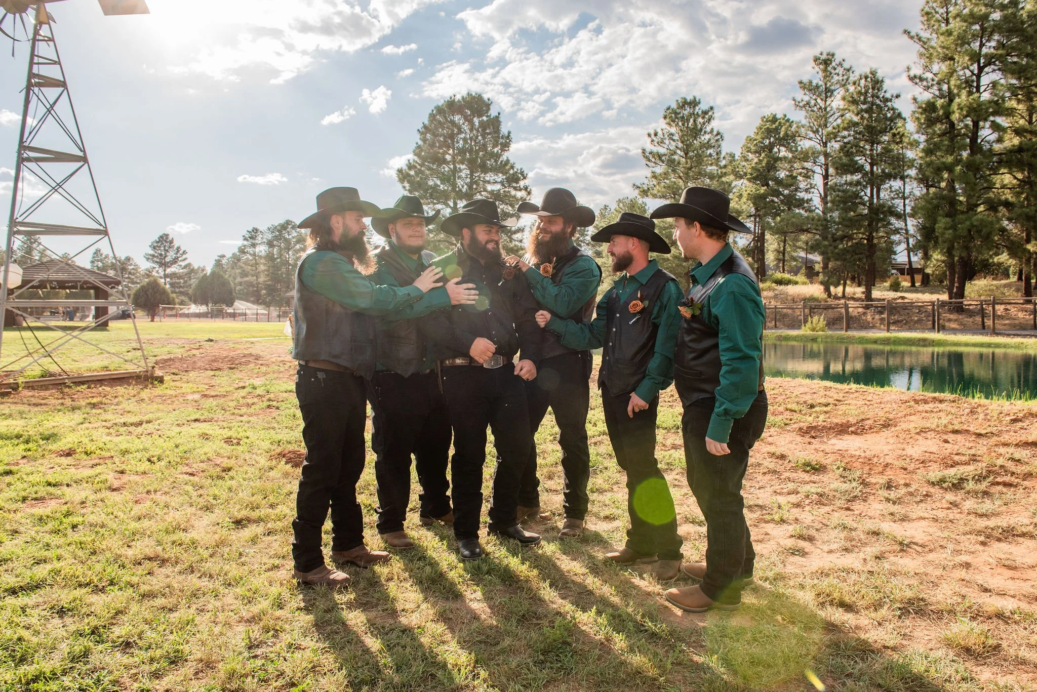 Backyard-Western-Wedding_Pinetop-Lakeside-Arizona_Wedding-Photographer_Groomsmen-Poses (2).jpg