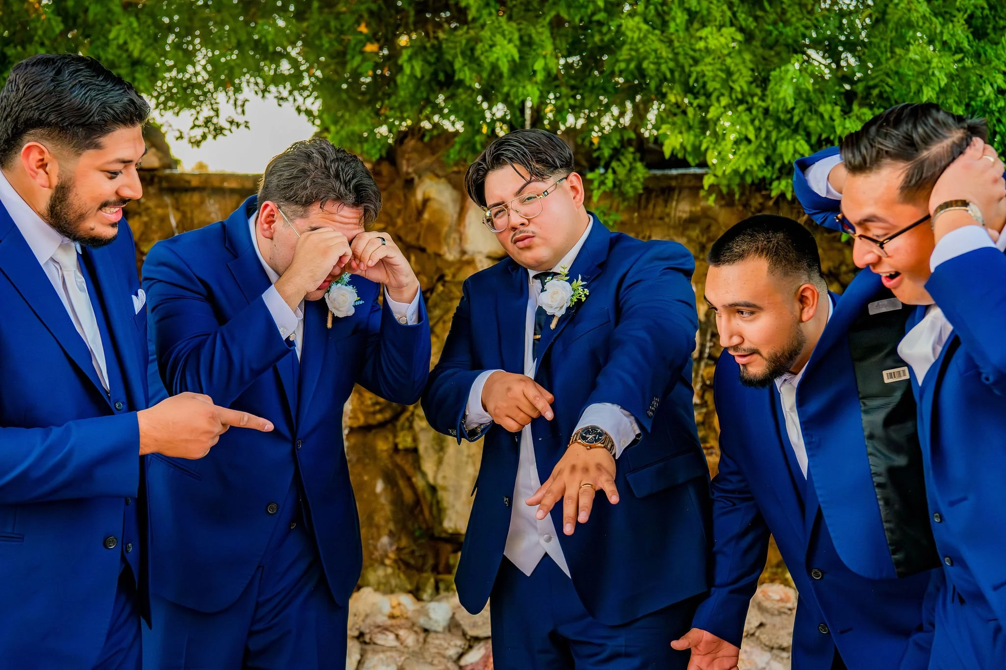 Wedgewood_Weddings_Colby_Falls-Gilbert-Arizona_Wedding-Photographer_Groomsmen-Poses.jpg