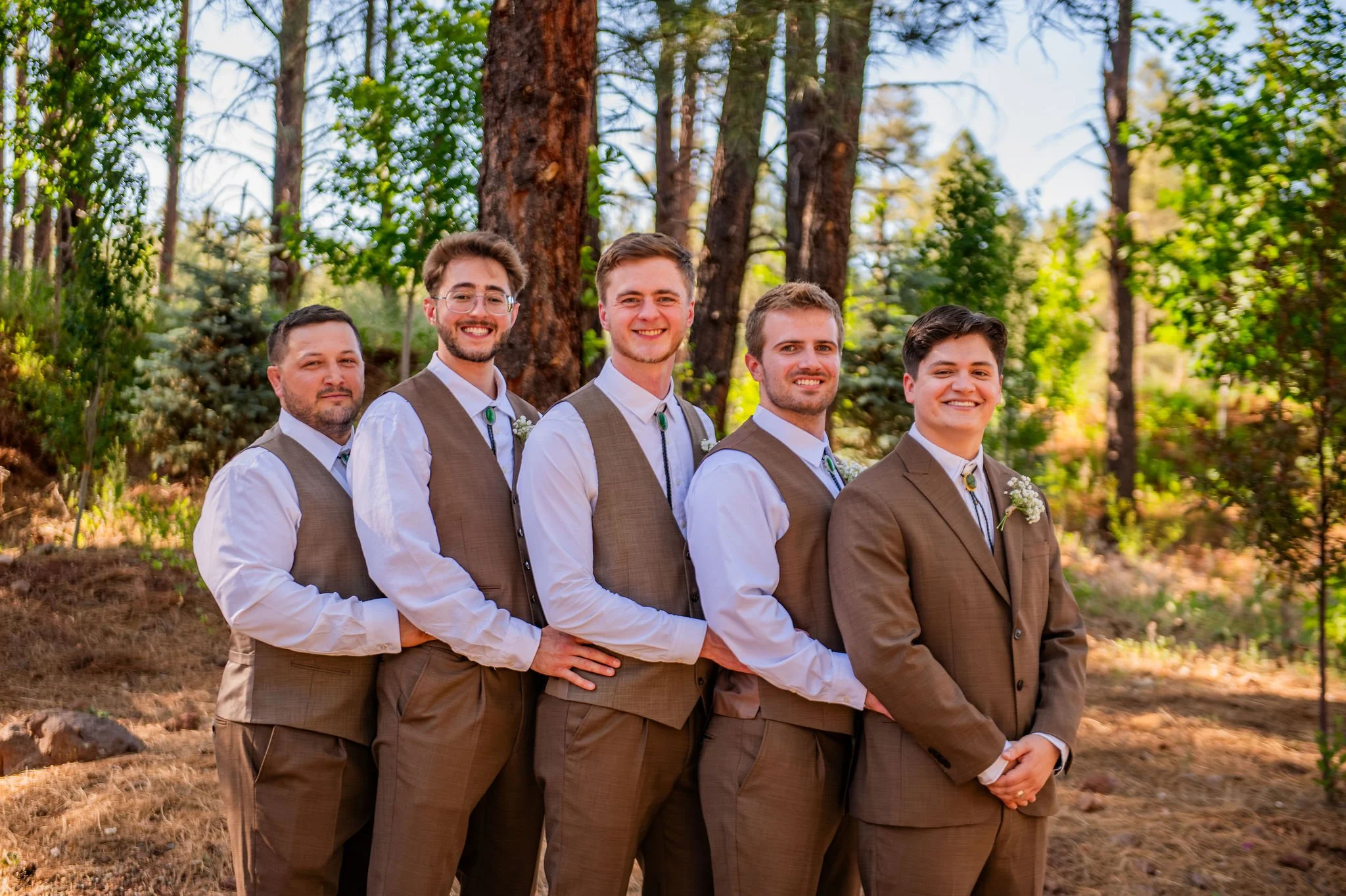 Serendipity-Flagstaff-Arizona_Wedding-Photographer_Groomsmen-Poses.jpg