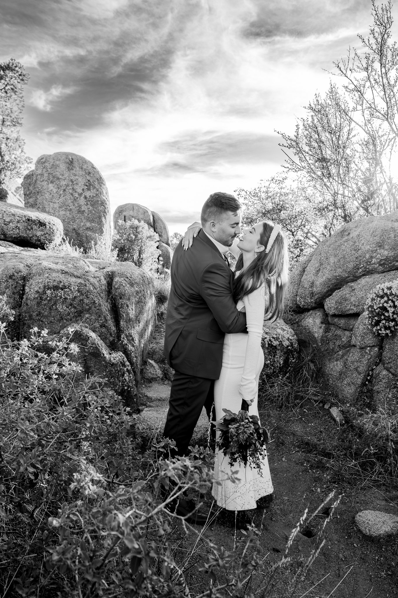 Watson_Lake-Prescott_Arizona-Adventure-Intimate-Elopment_Wedding_Photography-and-Videography_Northern-Arizona-175.jpg