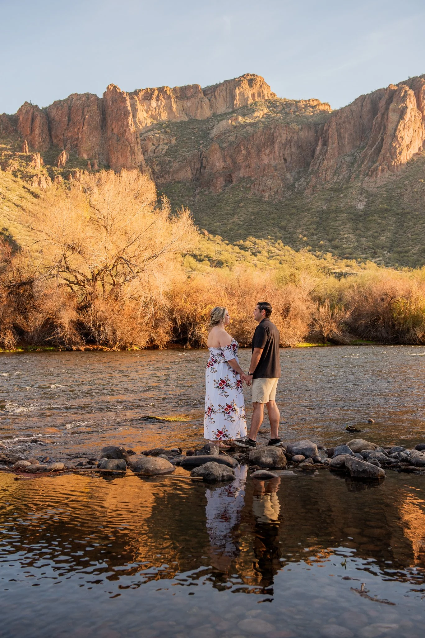 Water-Users_Lower-Salt-River_Mesa_Arizona_Engagement-Session-41.jpg