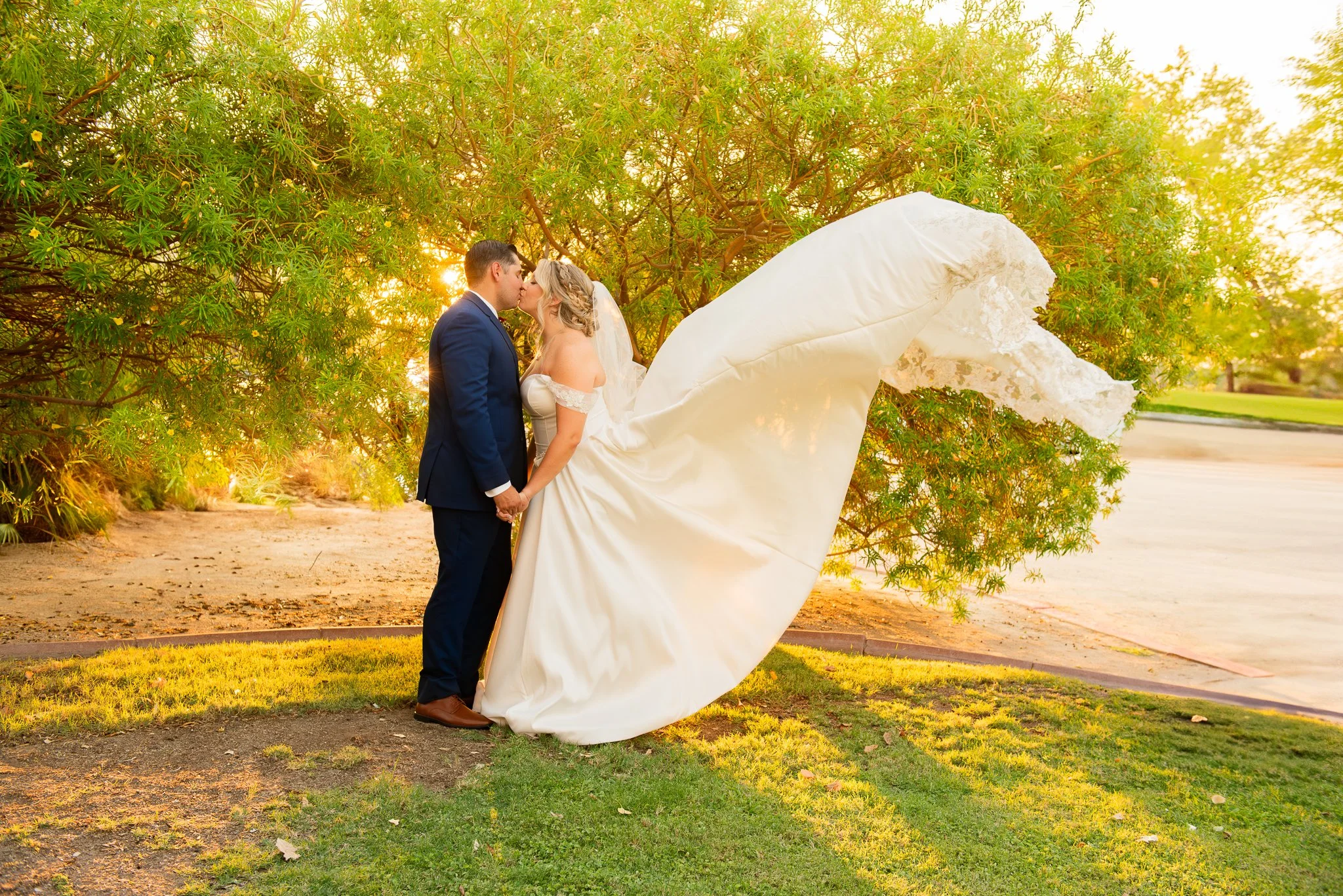 Secret-Garden-by-Wedgewood-Weddings_Phoenix-Arizona_Venue_Lush_Green_Photographer_Photography-098.jpg