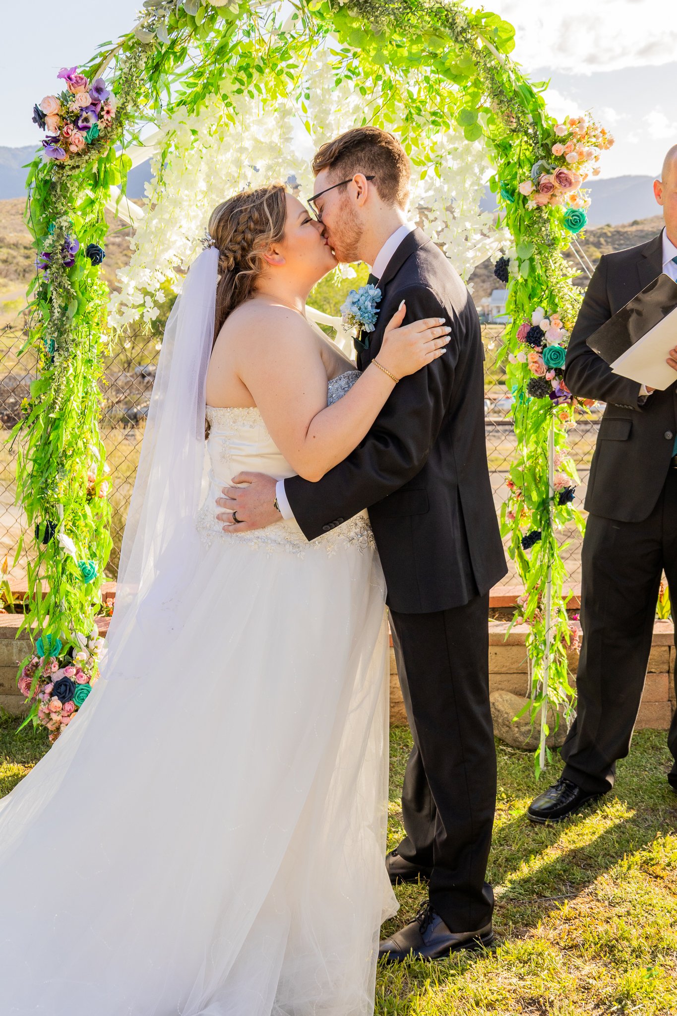 Globe_Arizona_Intimate-Ceremony_Wedding-Photography-Photographer_spring_desert-117.jpg