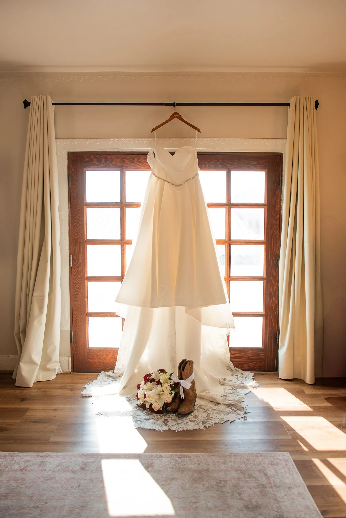 Secret-Garden-by-Wedgewood-Weddings_Phoenix-Arizona_Venue_Lush_Green_Photographer_Photography-022.jpg