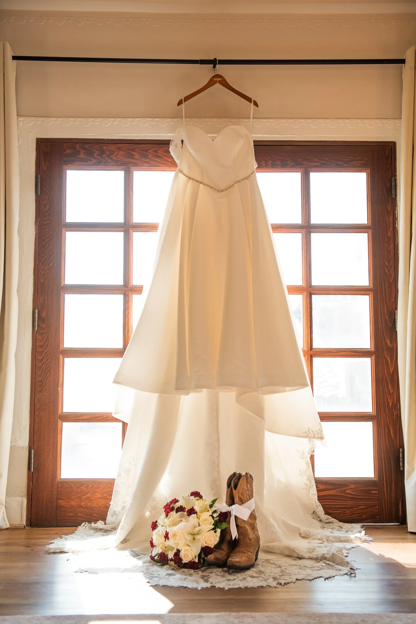 Secret-Garden-by-Wedgewood-Weddings_Phoenix-Arizona_Venue_Lush_Green_Photographer_Photography-023.jpg