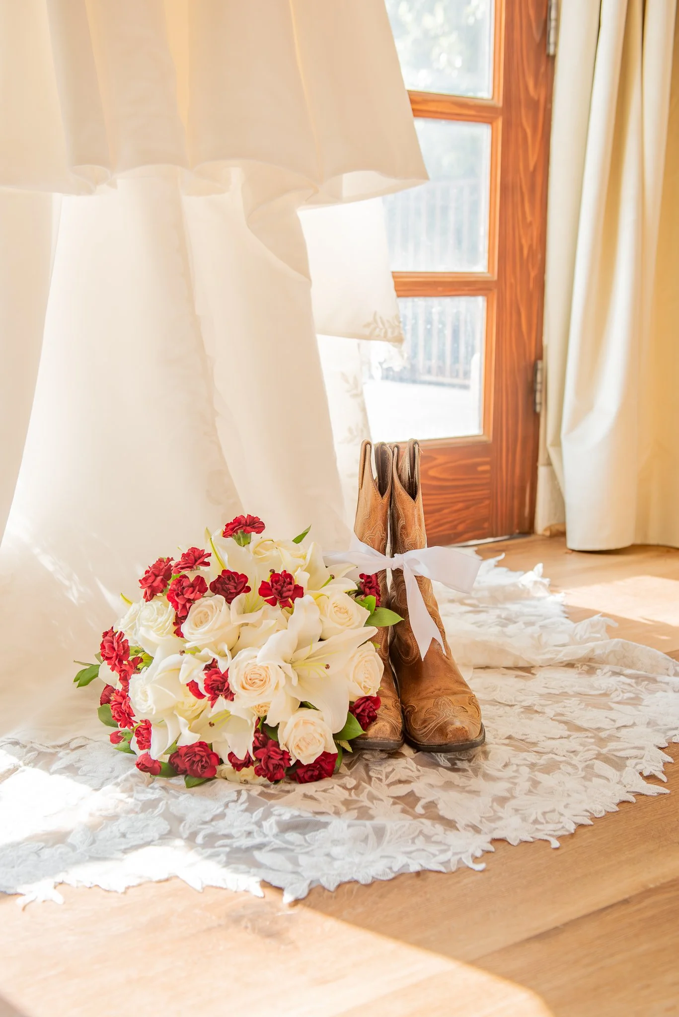 Secret-Garden-by-Wedgewood-Weddings_Phoenix-Arizona_Venue_Lush_Green_Photographer_Photography-024.jpg