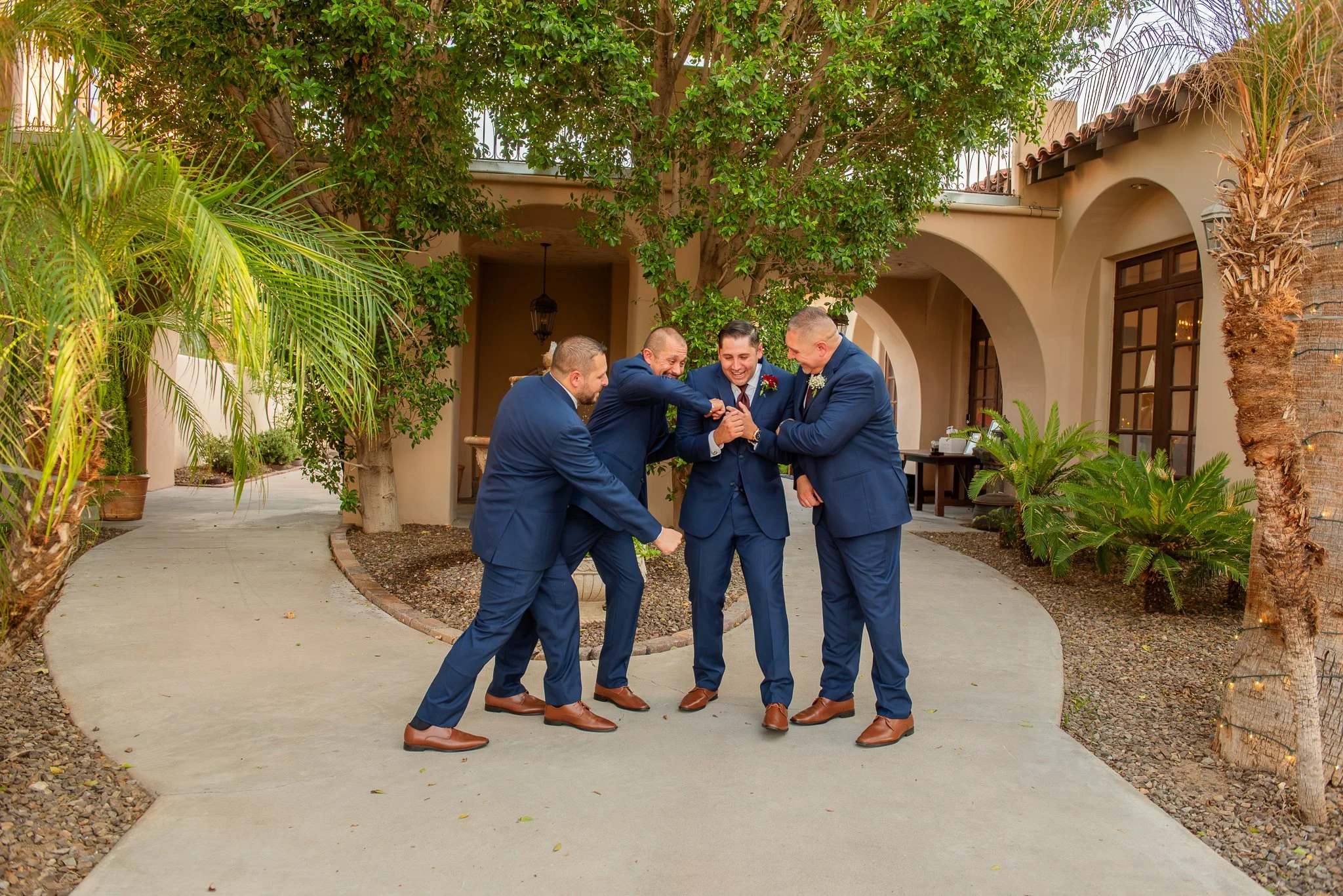 Secret-Garden-by-Wedgewood-Weddings_Phoenix-Arizona_Venue_Lush_Green_Photographer_Photography-068.jpg