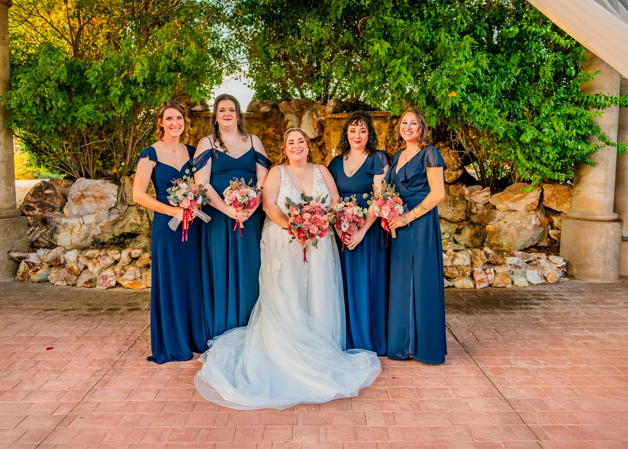 Wedgewood-Weddings_Colby-Falls_Gilbert-Arizona_Wedding-Photographer_Bridesmaid-Poses-1.jpg