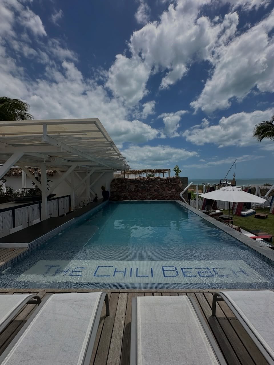 P&aacute;scoa em Jericoacoara. Praia tranquila, tempo em fam&iacute;lia, vagas limitadas.
Easter in Jericoacoara. Tranquil beach, time with family, limited availability.