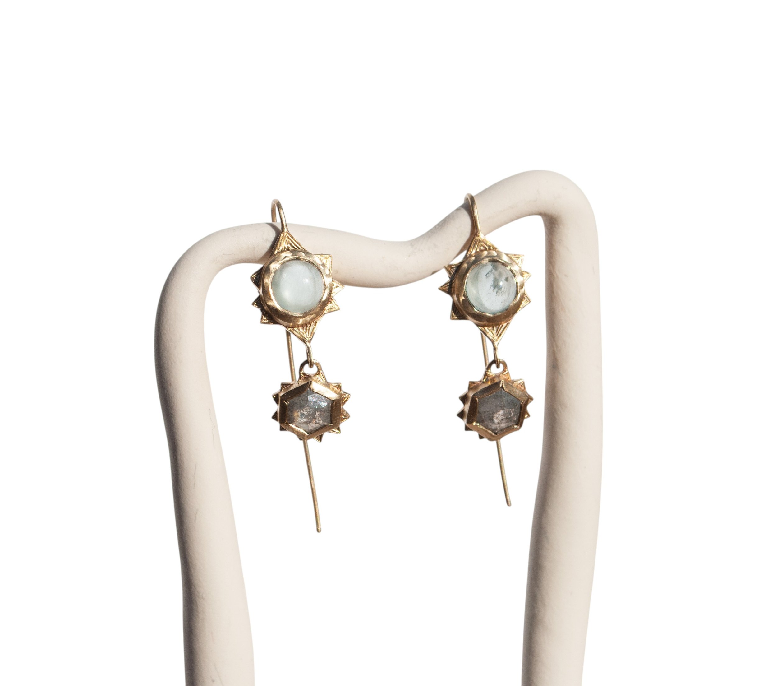 10k sunburst aquamarine diamond dangle hanging web-Photoroom.jpg