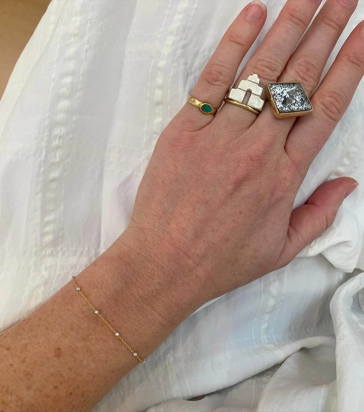 Scenes from a lovely trip home to show work with my fabulous cohort from my Red Boot Consulting course. We had a great show at my mama&rsquo;s house (thanks mom!).

Got my first permanent jewelry thanks to @samantha.saintly 
Tess looking fab in her H