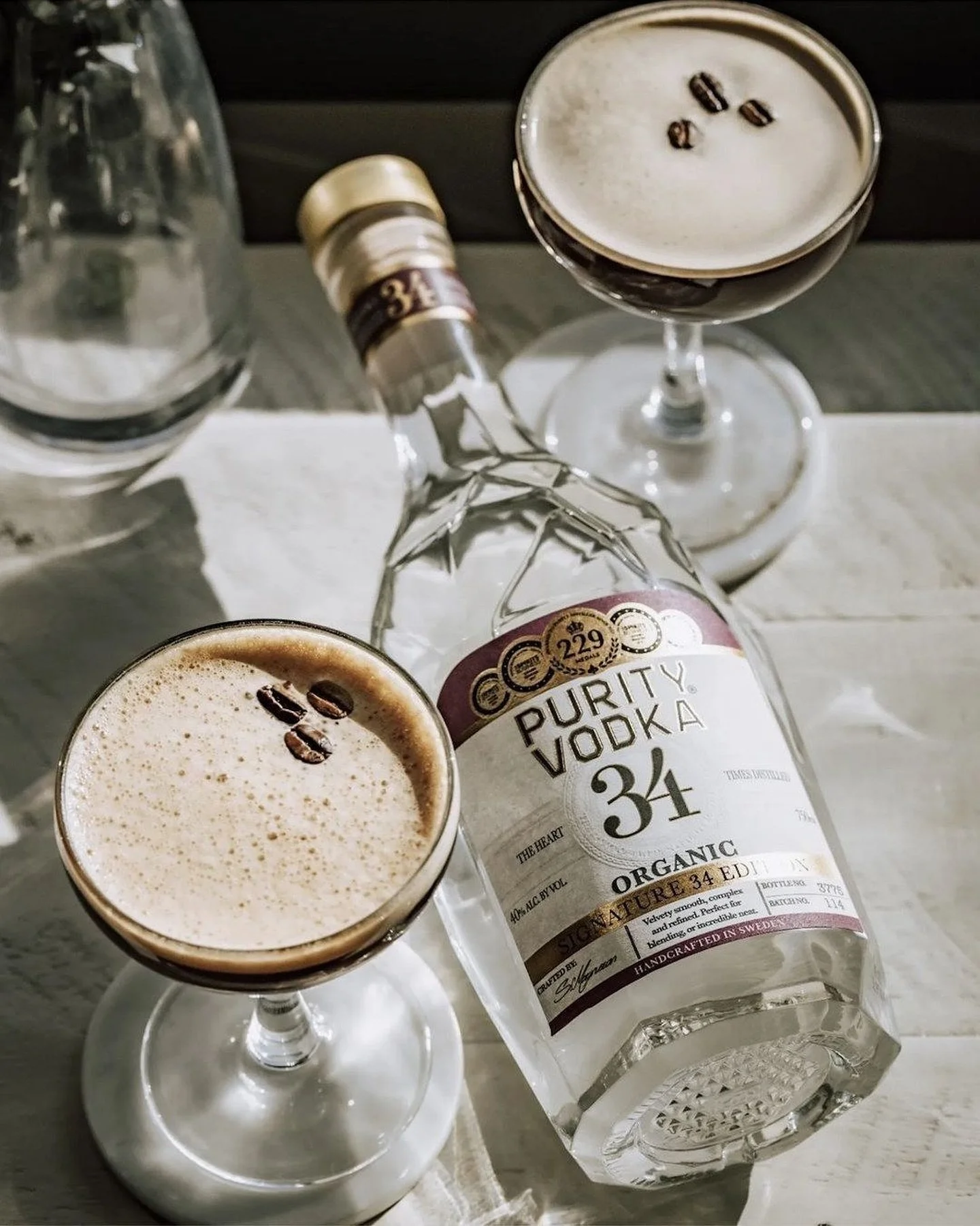 Coffee? Sure. But make it a Martini. ☕🍸
Celebrate International Coffee Day by shaking things up with true smooth Purity Vodka.

Purity Espresso Martini
2 oz Purity Signature 34 Edition Vodka
1 oz freshly brewed espresso
.5 oz coffee liqueur
.5 oz si