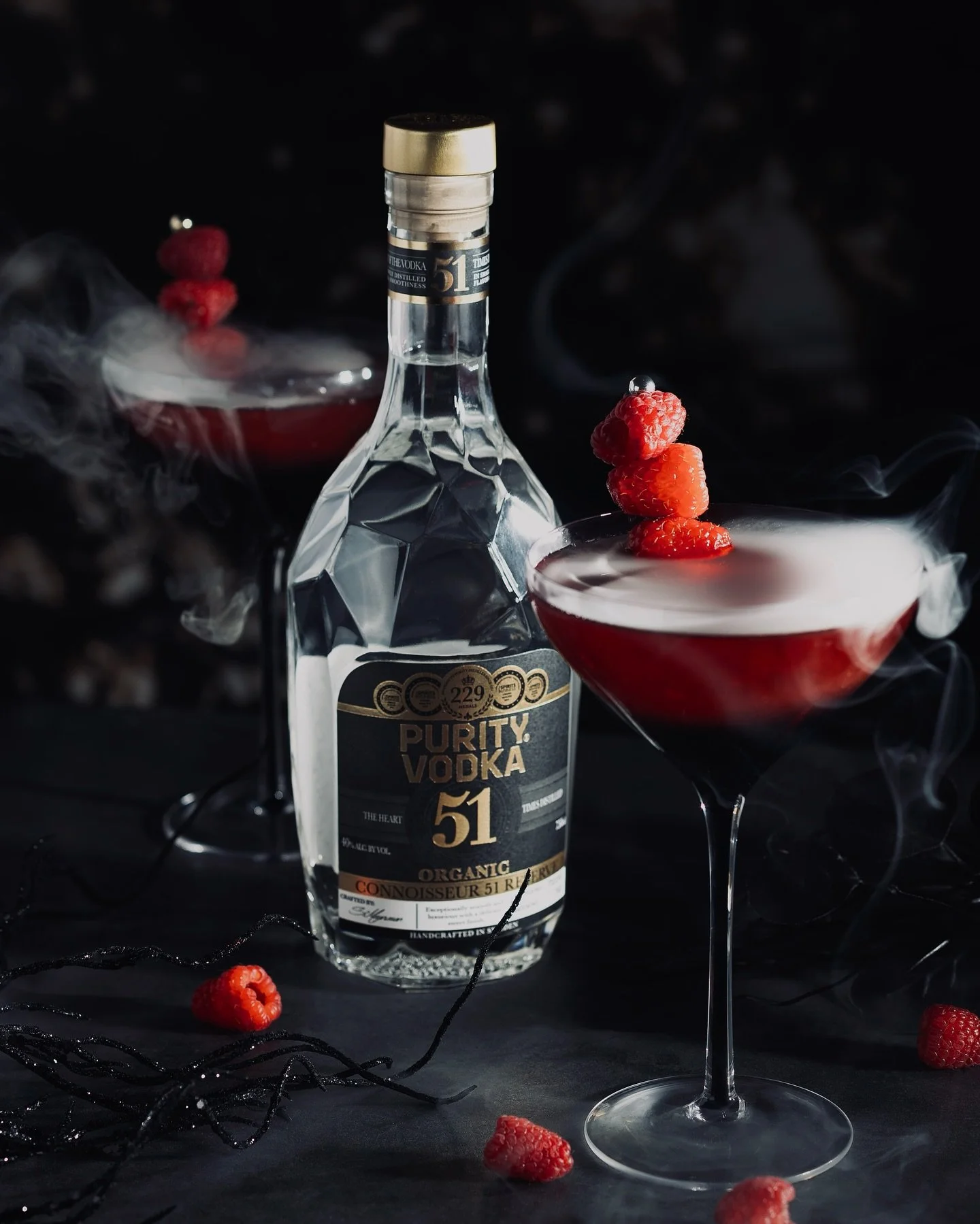 Vampire&rsquo;s Kiss 🧛&zwj;♀️🩸🍷
Irresistible as a vampire&rsquo;s gaze, this cocktail is crafted to haunt your senses long after it&rsquo;s finished.

INGREDIENTS:
🎃 2 oz Purity Connoisseur 51 Reserve Organic vodka
🎃 1 oz Cognac
🎃 2 oz Cranberr