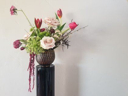 Bi-weekly Flower Arrangement Subscription – Iron and Clay Flowers