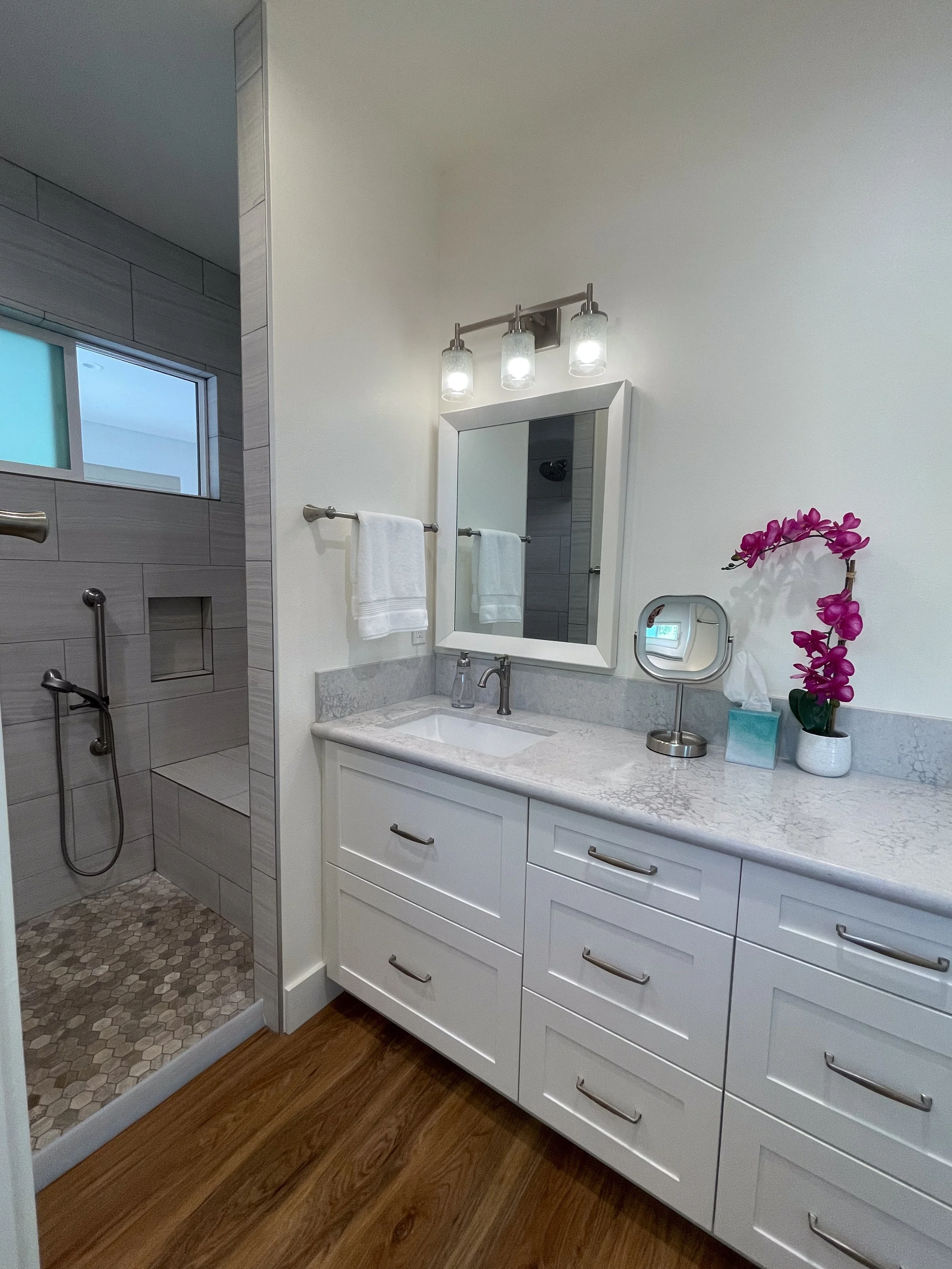 Hawaii Luxury Bathroom Design.jpg