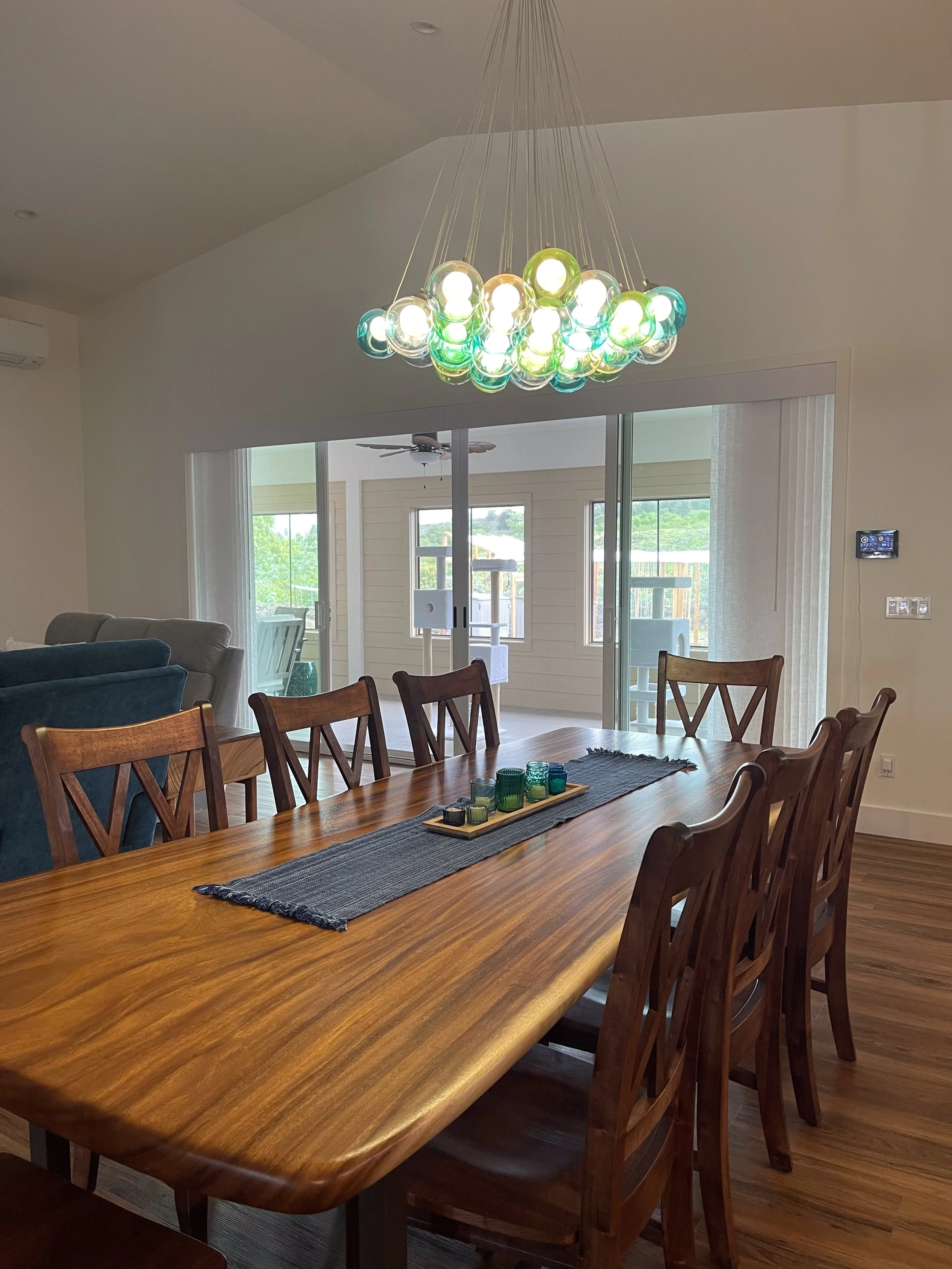 Costal Contemporary Hawaiian Home.jpg