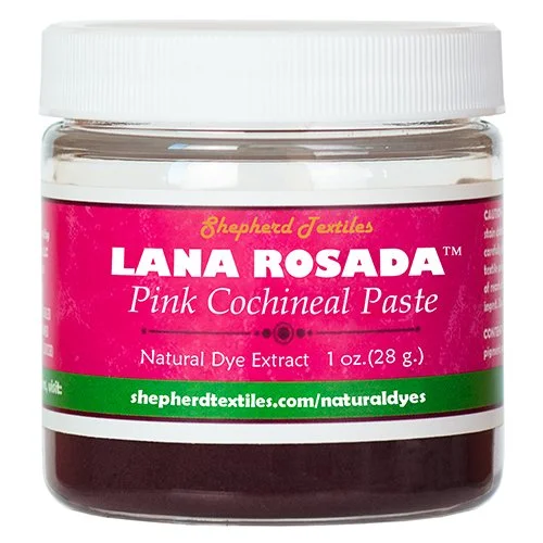 A plastic jar full of purple material labeled "Lana Rosada".