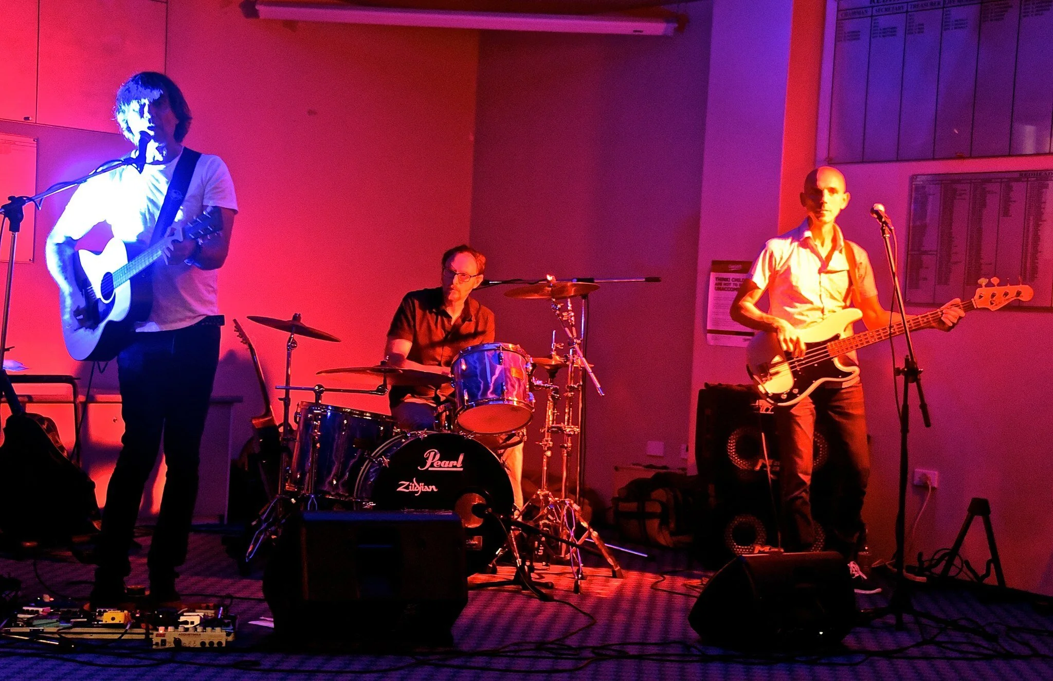 LIVE MUSIC ◆  Greg Bryce Band