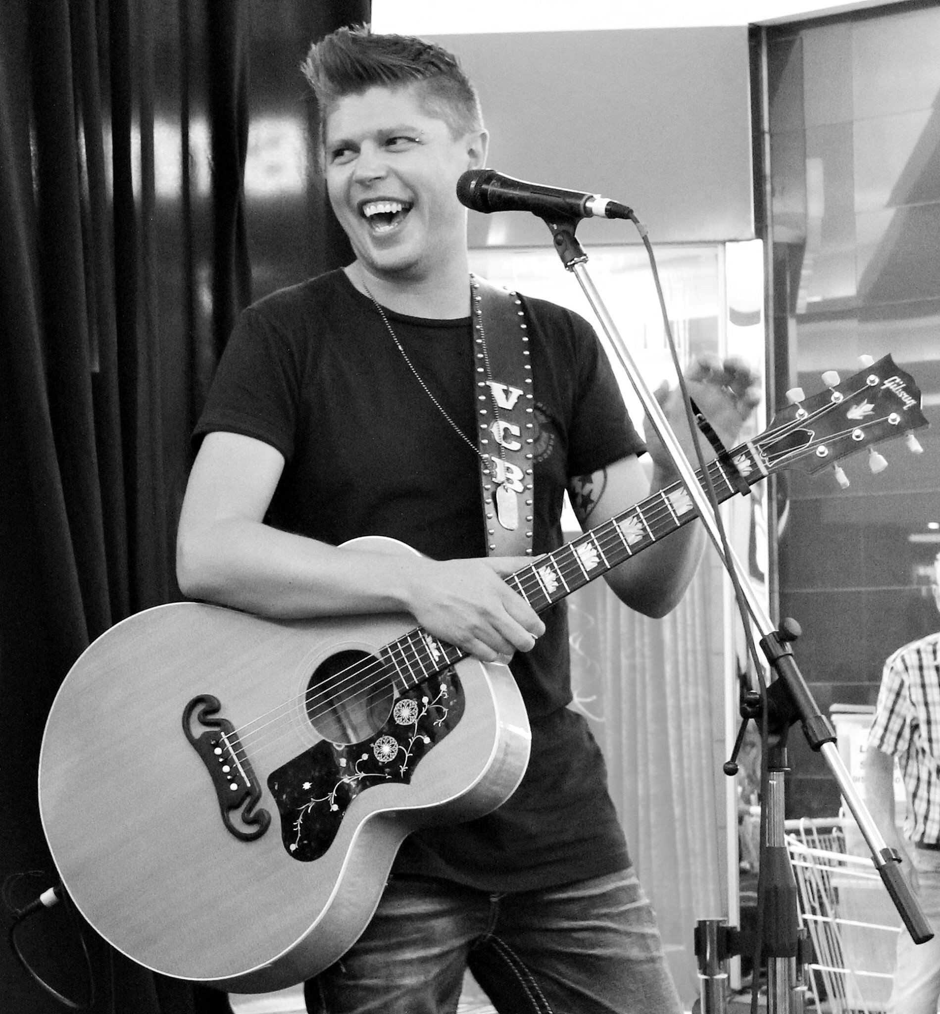 Damien Baguley – Sunday 23rd August, 12pm