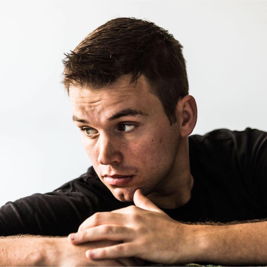 Joe Moore – Sunday 5th April, 12pm