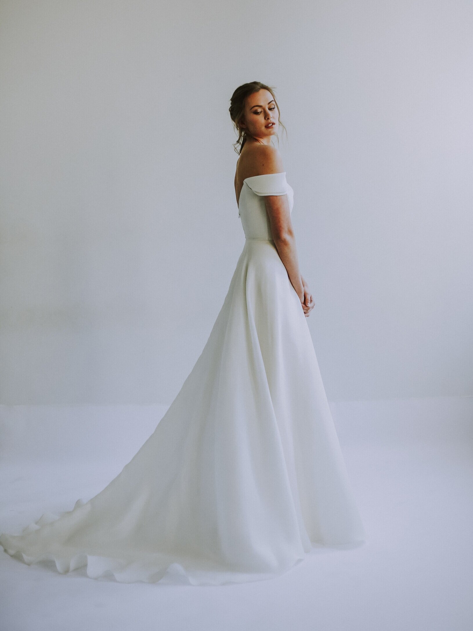 Leanne Marshall Gabrielle Wedding Dress ...