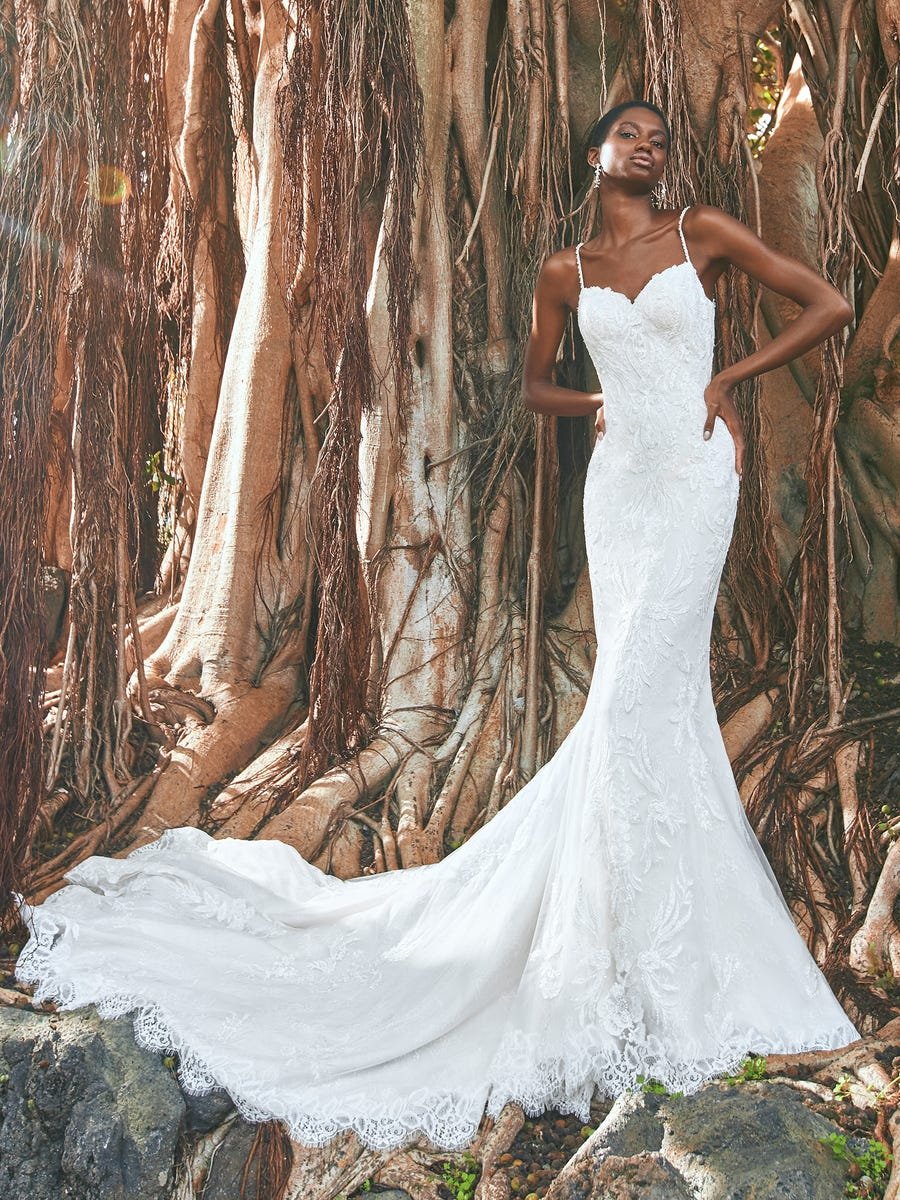 Finglas | Pronovias | Size 12